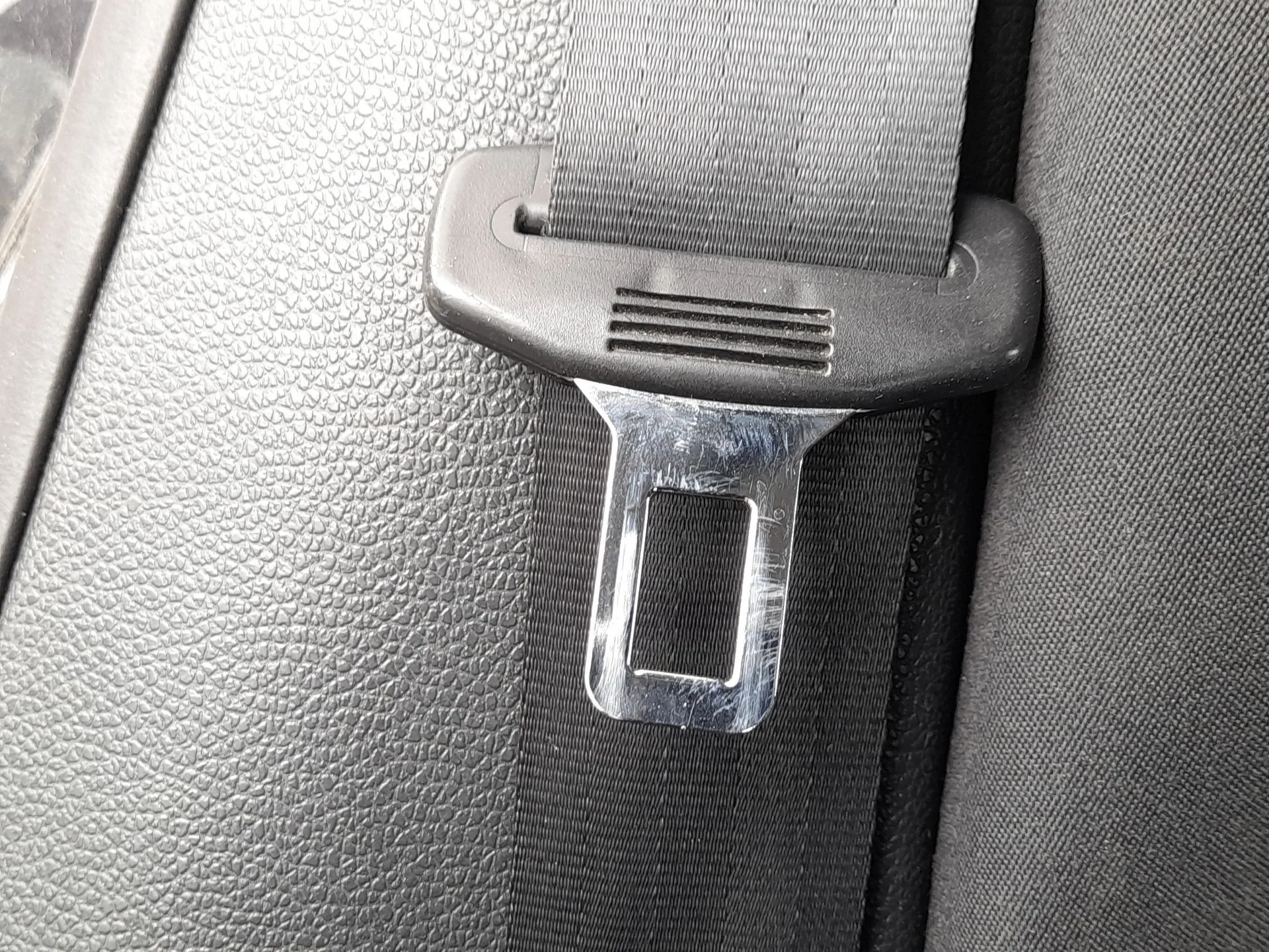 Cinturon Seguridad Trasero Derecho para Volkswagen Golf Vi (5K1)
