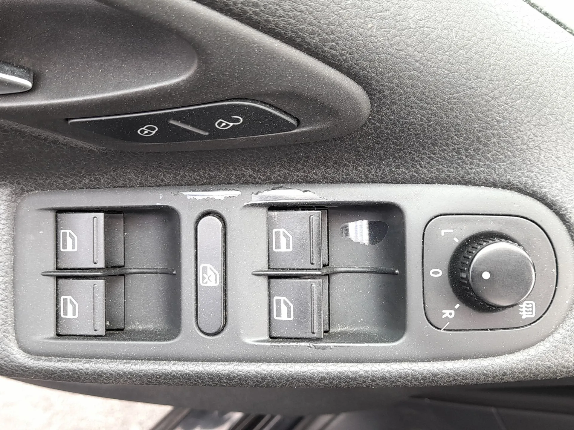 Mando Elevalunas Delantero Izquierdo para Volkswagen Golf Vi (5K1)
