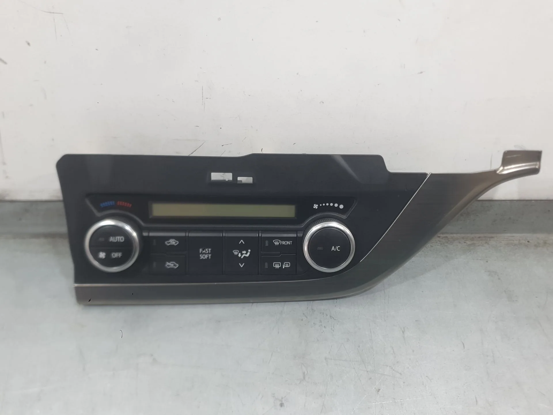 Mando Climatizador para Toyota Auris (_E18_)