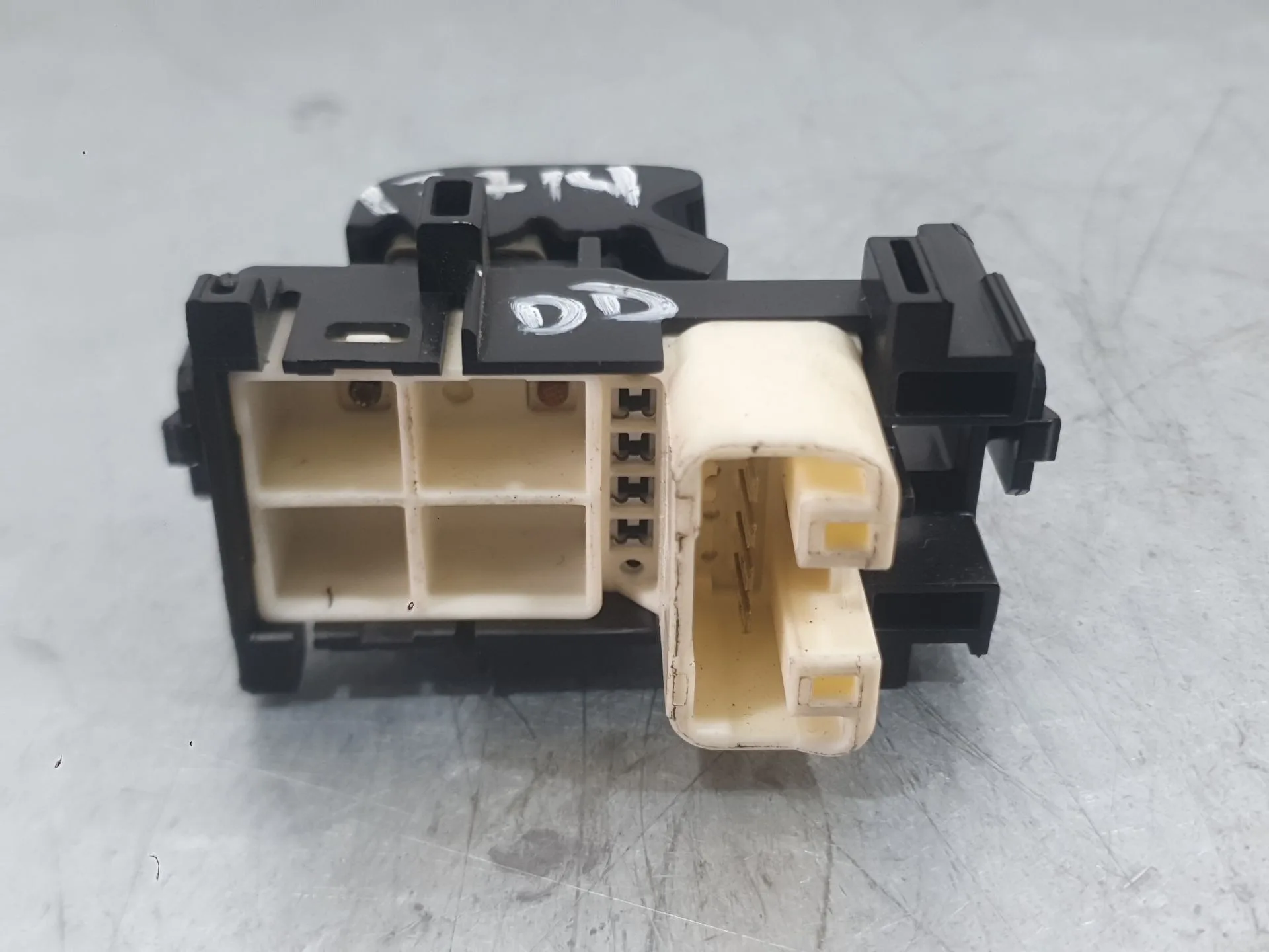 Mando Elevalunas Delantero Derecho para Toyota Auris (_E18_)