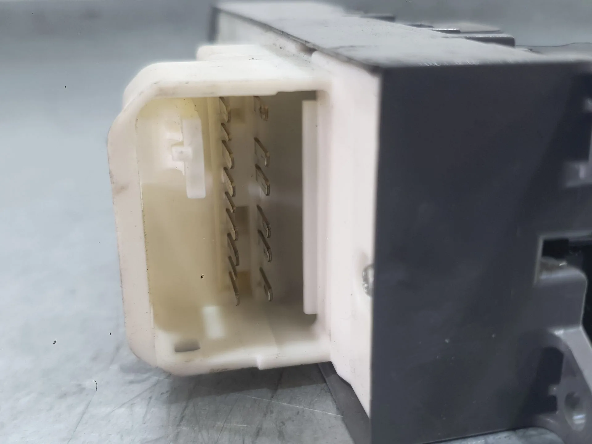 Mando Elevalunas Delantero Izquierdo para Toyota Auris (_E18_)