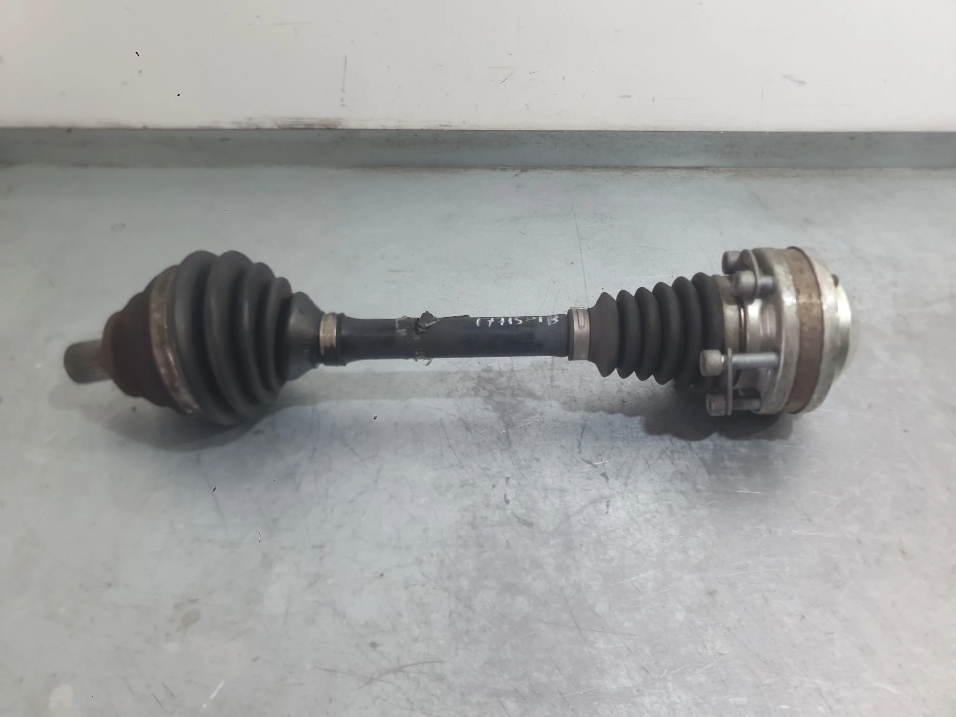 Transmision Delantera Izquierda para Audi A3 Sportback (8Pa)