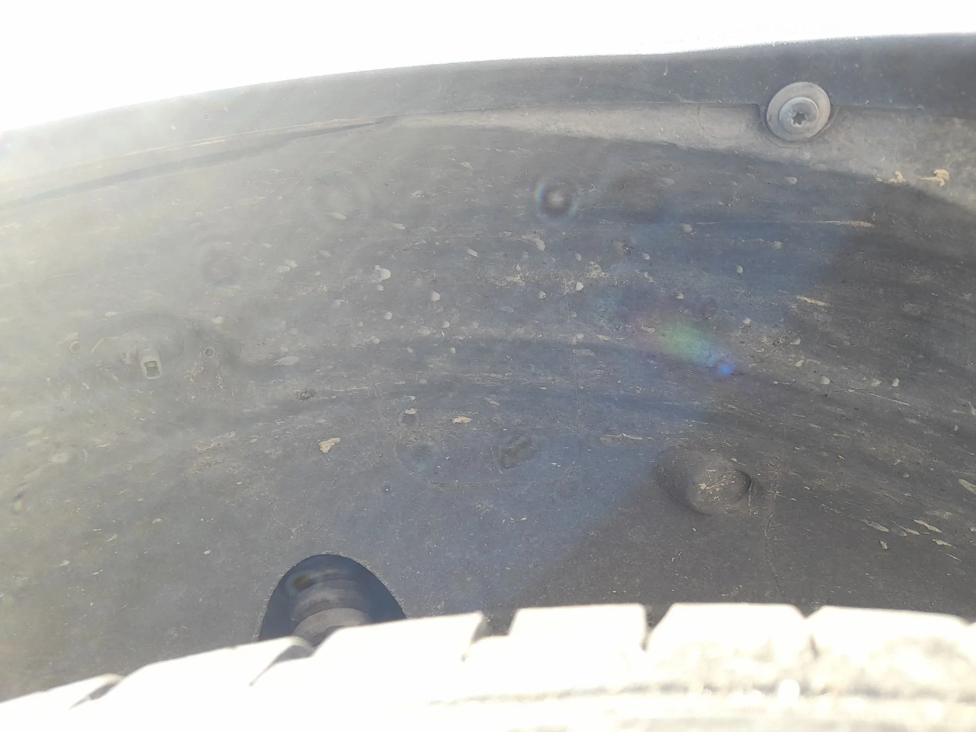 Plastico Pase Rueda Tras. Izq. para Renault Captur I (J5_, H5_)