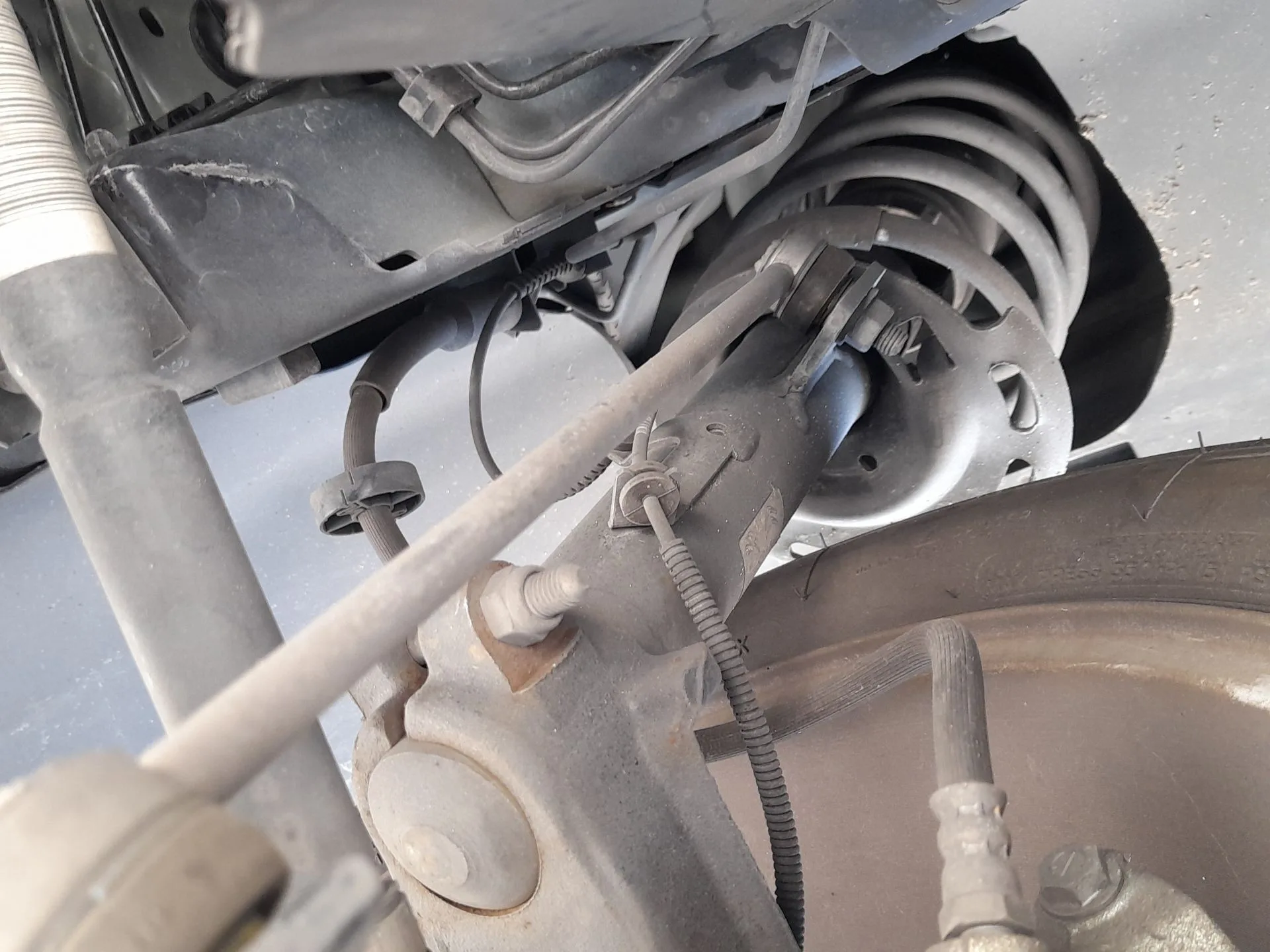 Amortiguador Delantero Izquierdo para Peugeot 208 I (Ca_, Cc_)