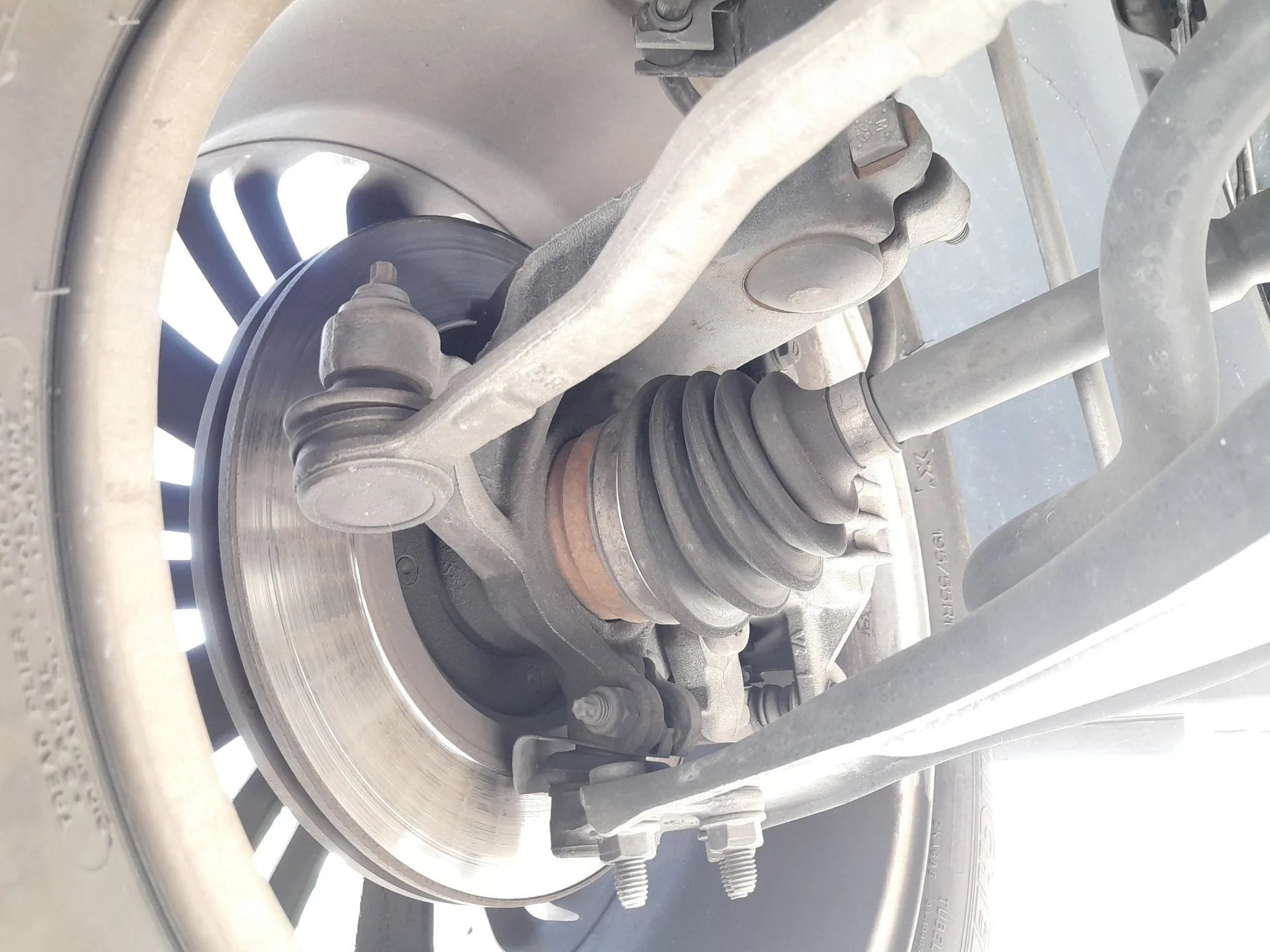 Mangueta Delantera Izquierda para Peugeot 208 I (Ca_, Cc_)