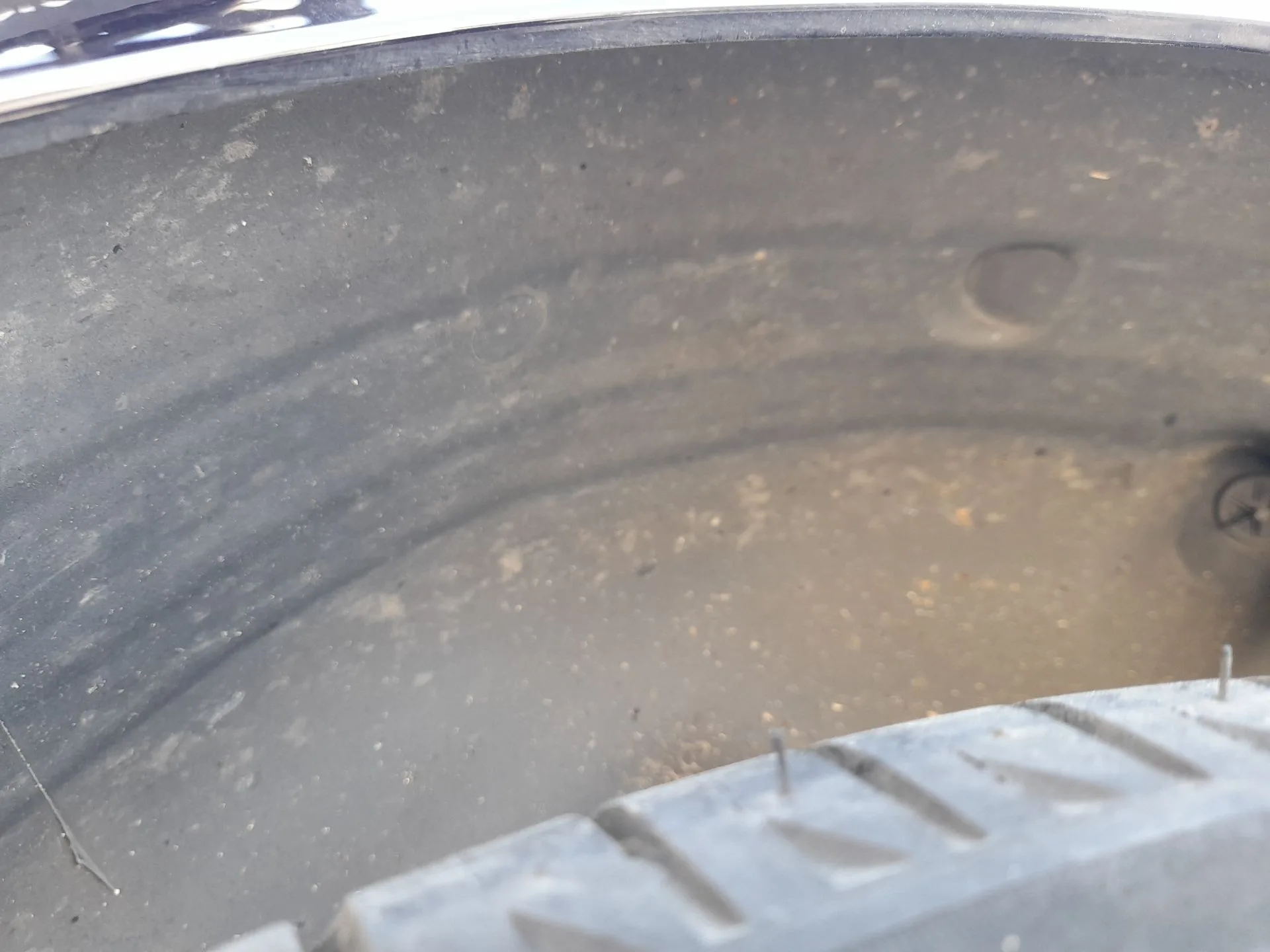 Plastico Pase Rueda Tras. Izq. para Peugeot 208 I (Ca_, Cc_)