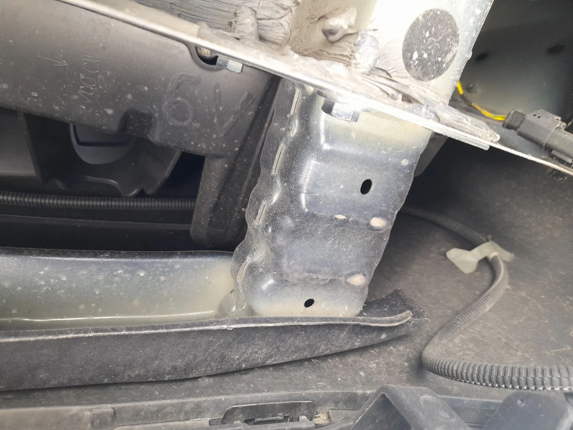 Refuerzo Paragolpes Trasero para Peugeot 208 I (Ca_, Cc_)