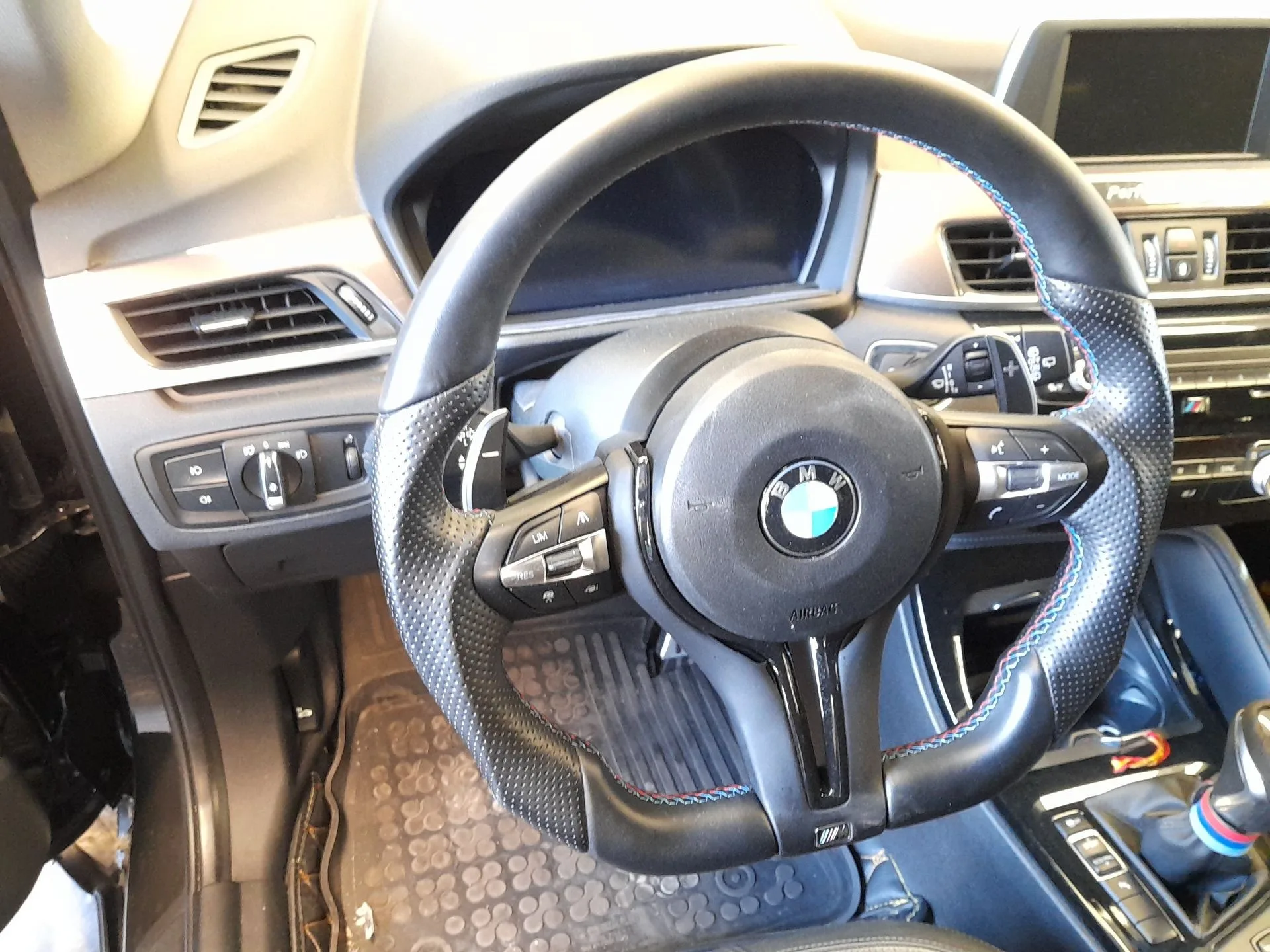 Volante para Bmw X1 (F48)
