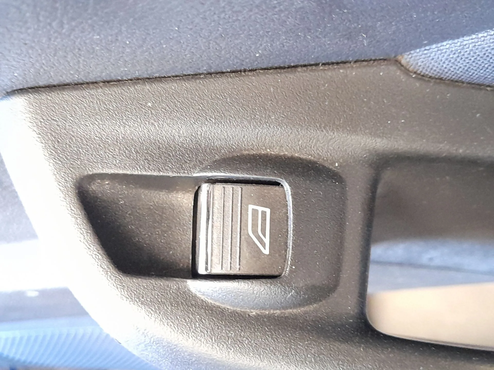 Mando Elevalunas Trasero Derecho para Ford Focus Iii