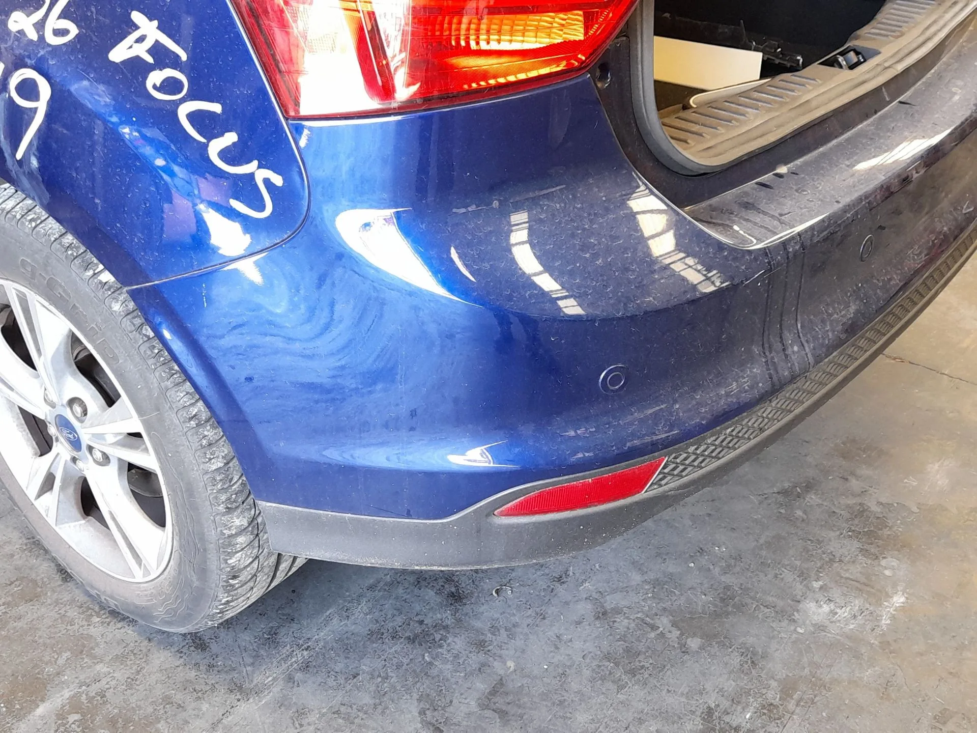 Paragolpes Trasero para Ford Focus Iii