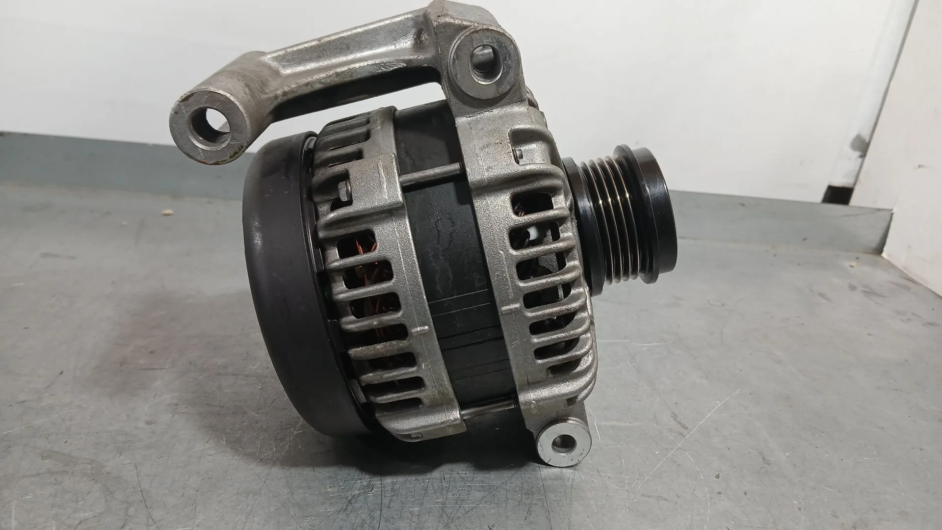 Alternador para Opel Astra K (B16)
