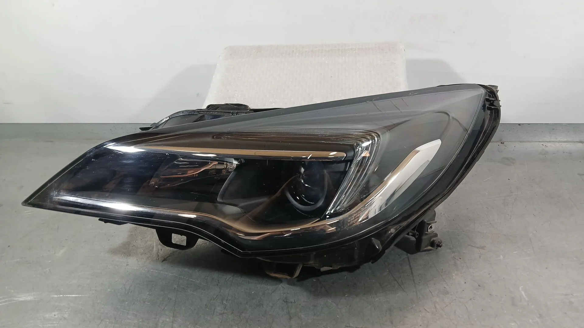 Faro Izquierdo para Opel Astra K (B16)