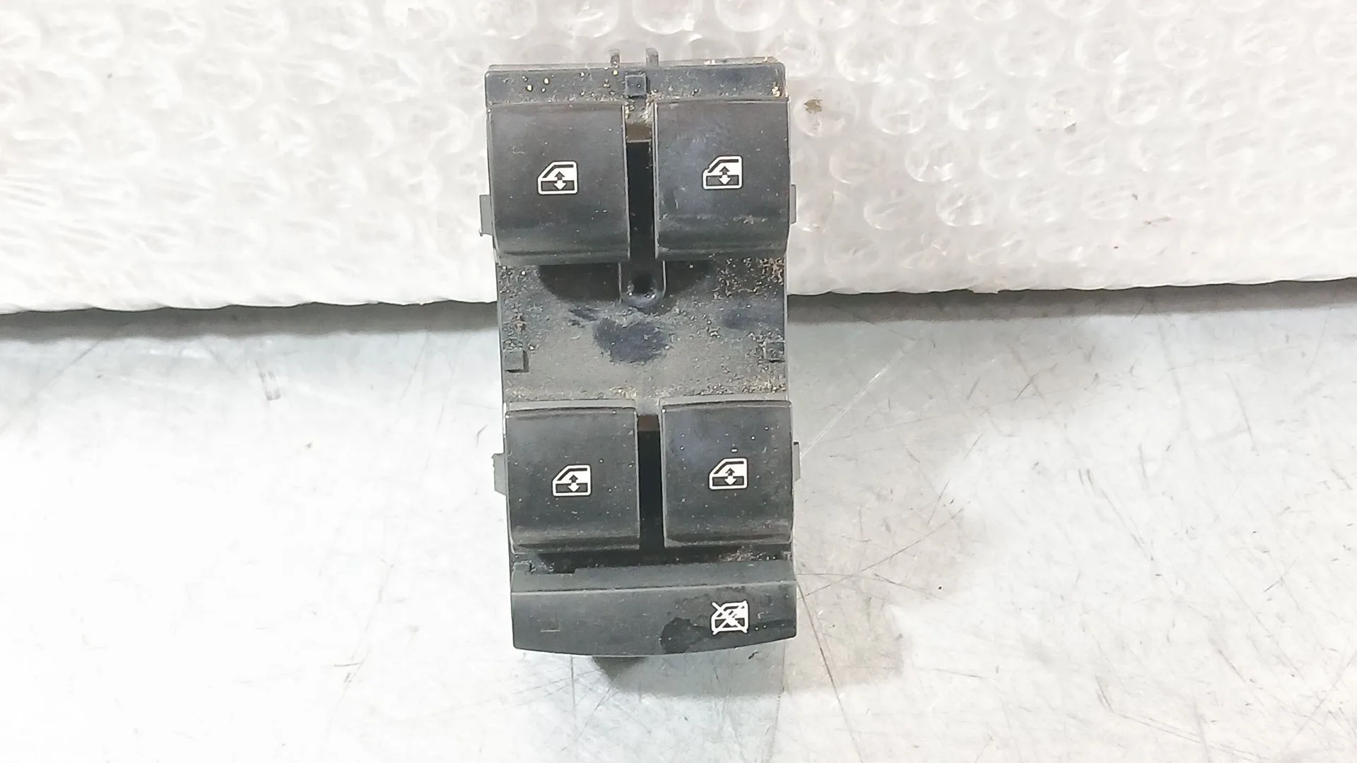 Mando Elevalunas Delantero Izquierdo para Opel Astra K (B16)