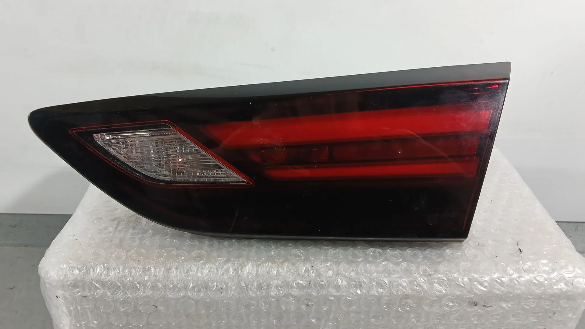 Piloto Trasero Derecho Interior para Opel Astra K (B16)