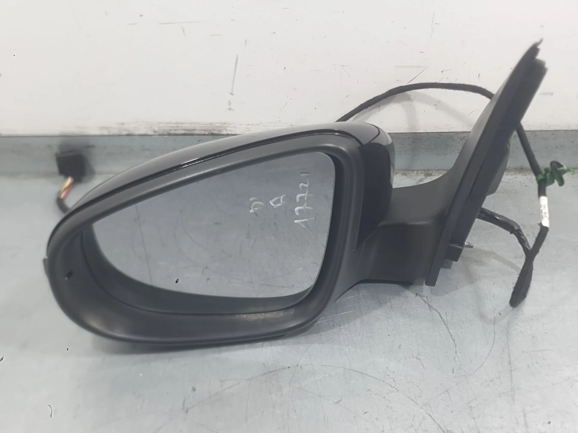 Retrovisor Izquierdo para Volkswagen Golf Vi (5K1)