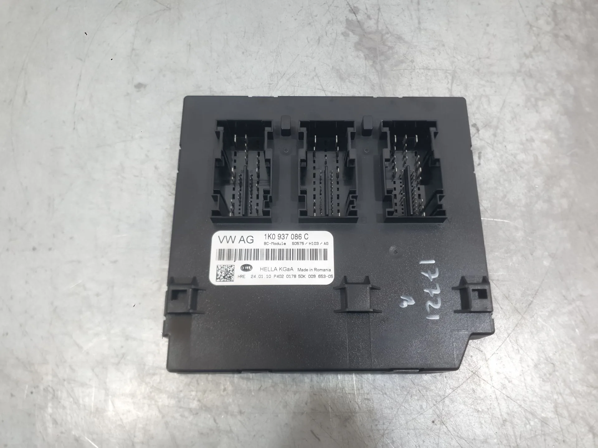 Caja Reles / Fusibles para Volkswagen Golf Vi (5K1)