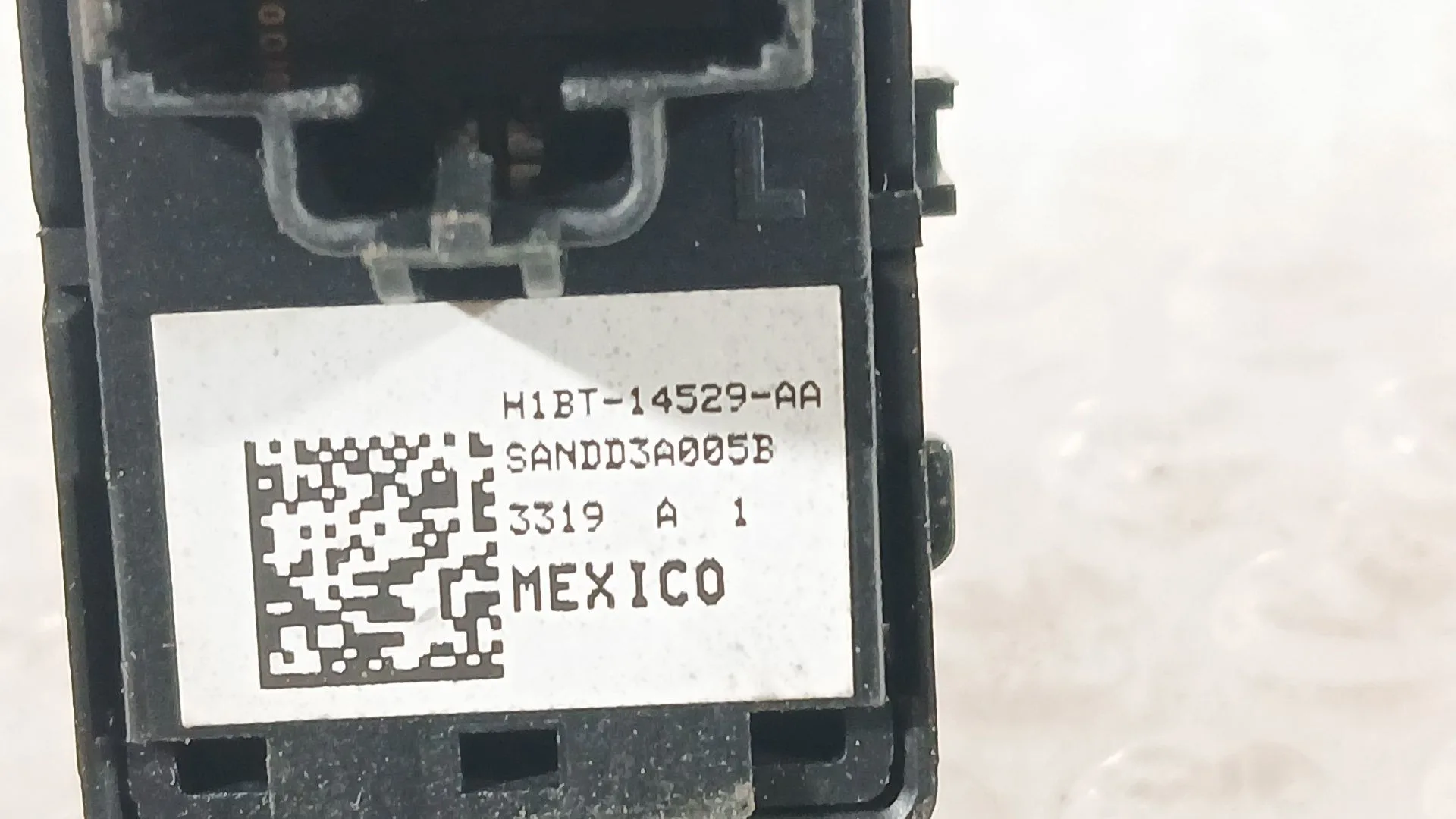 Mando Elevalunas Trasero Derecho para Ford Puma (J2K, Cf7)