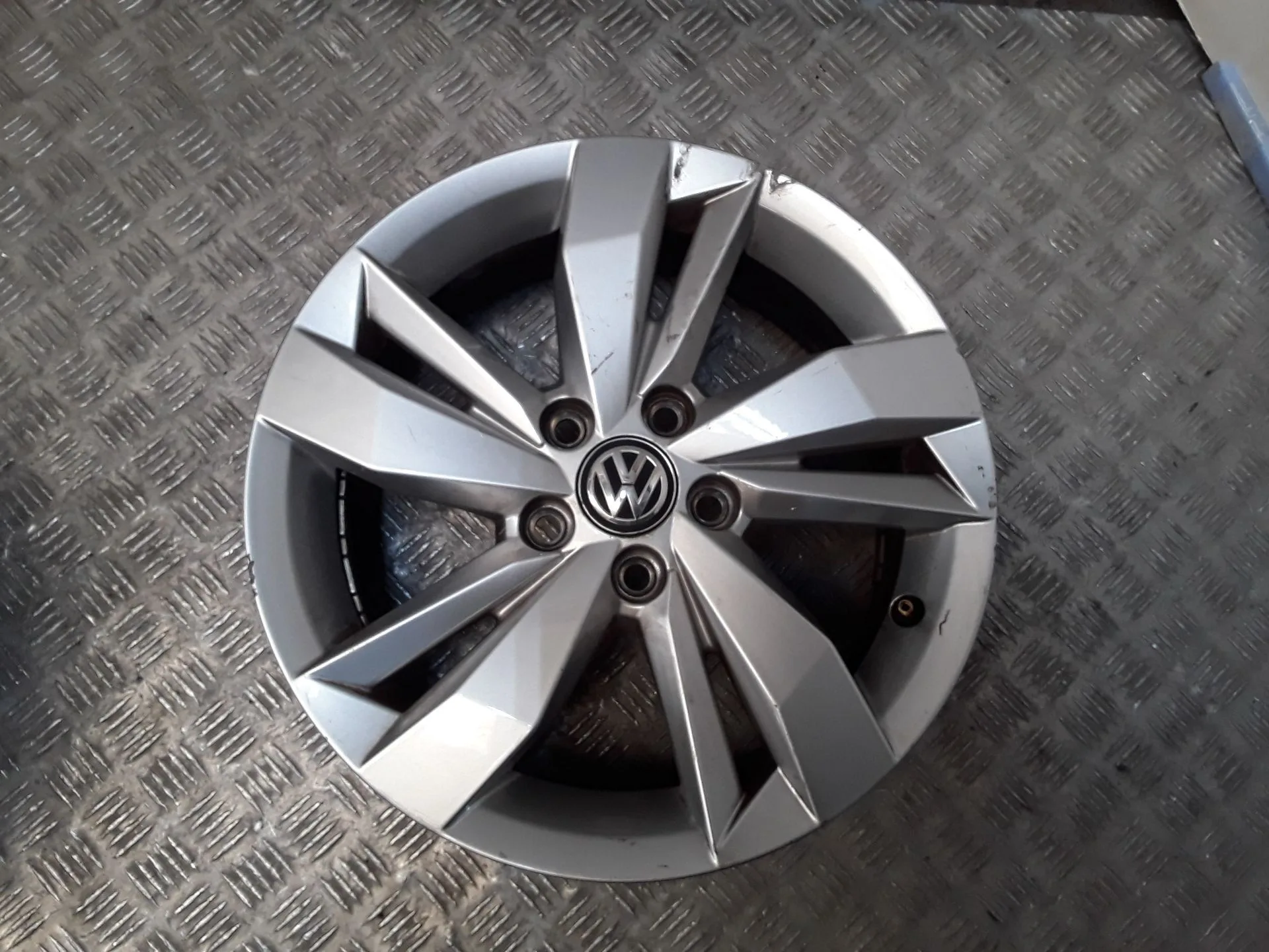 Juego Llantas Aluminio para Volkswagen Polo Vi (Aw1, Bz1, Ae1)