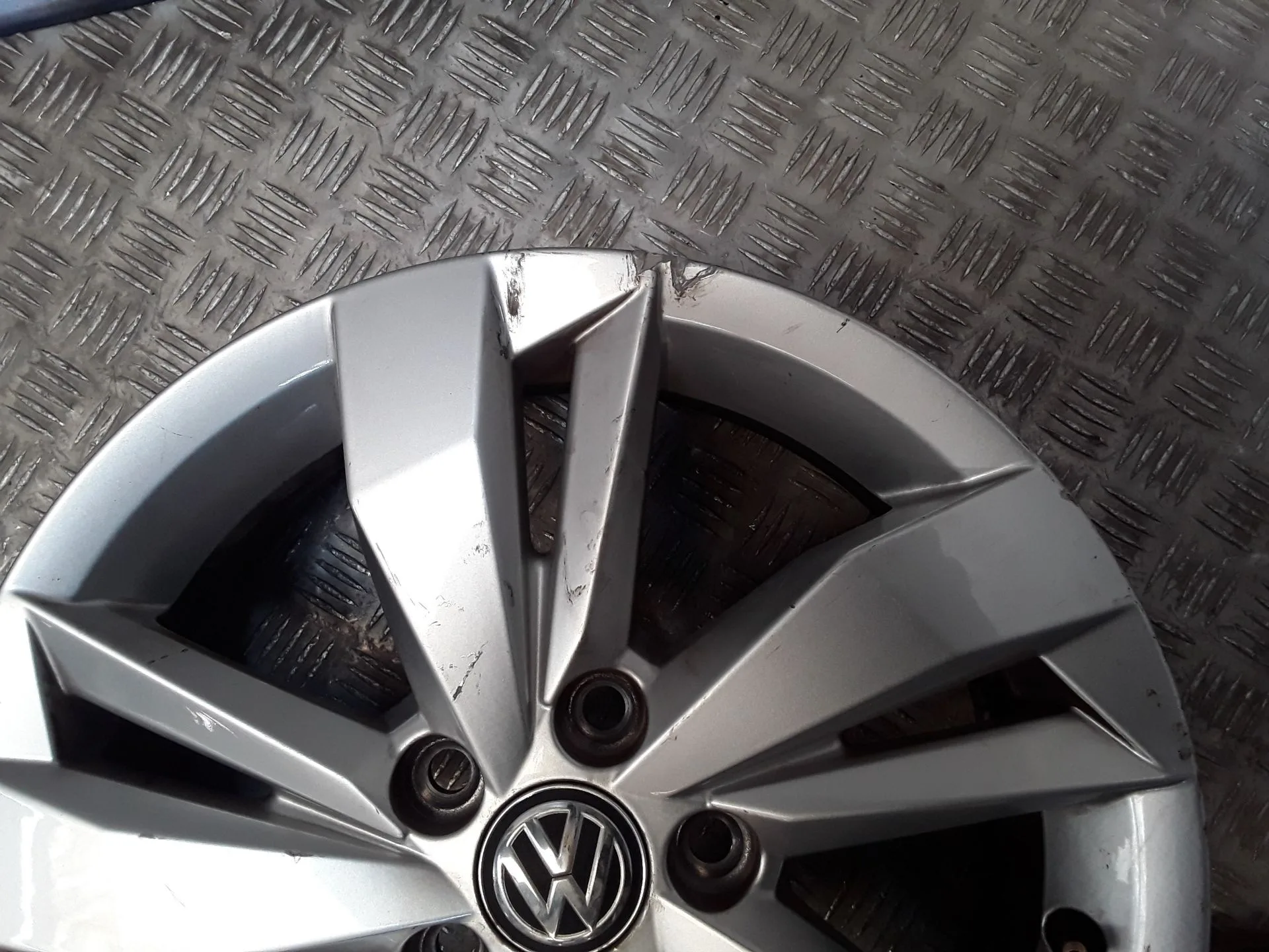 Juego Llantas Aluminio para Volkswagen Polo Vi (Aw1, Bz1, Ae1)