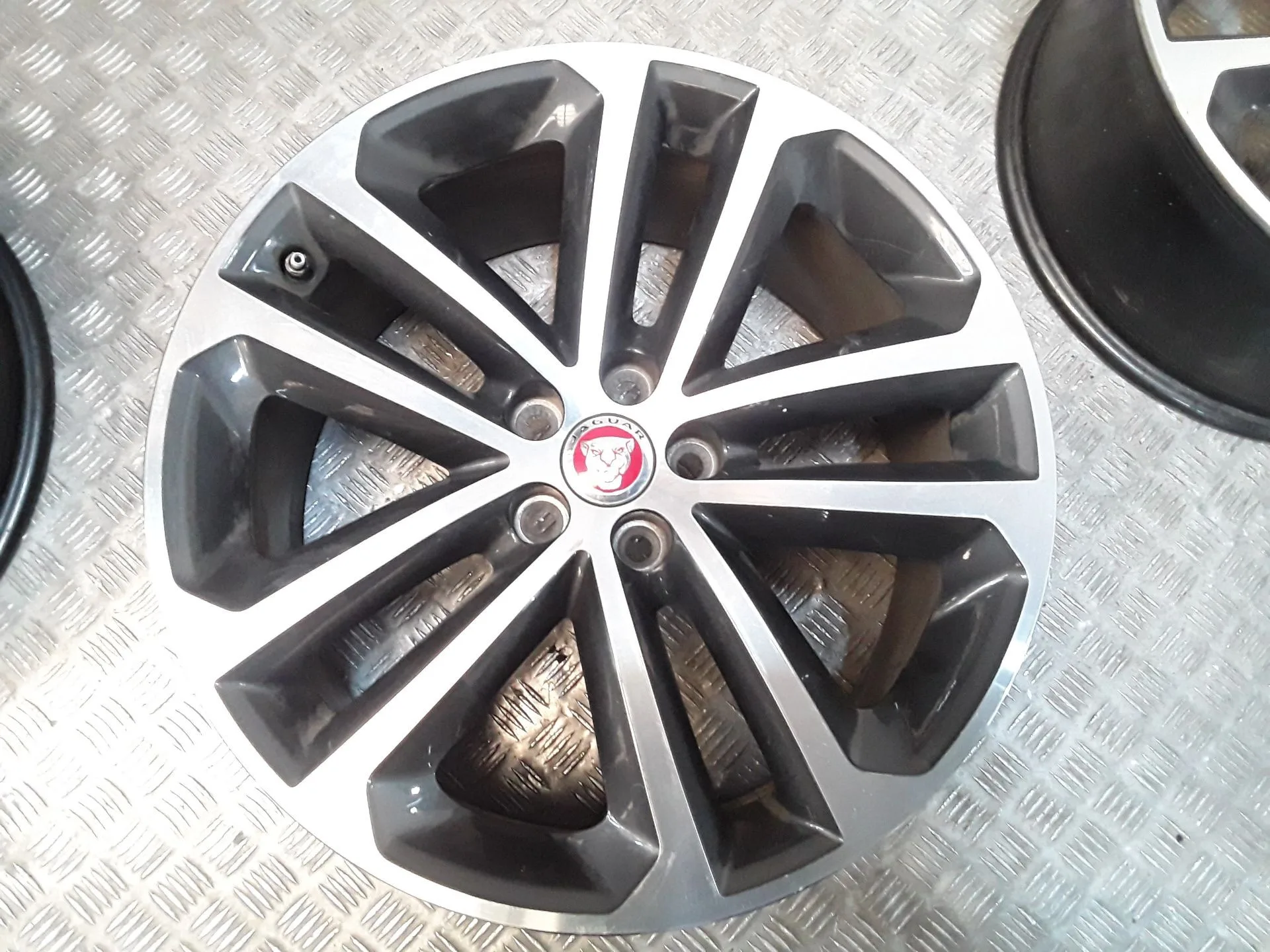 Juego Llantas Aluminio para Jaguar F-Pace (X761)