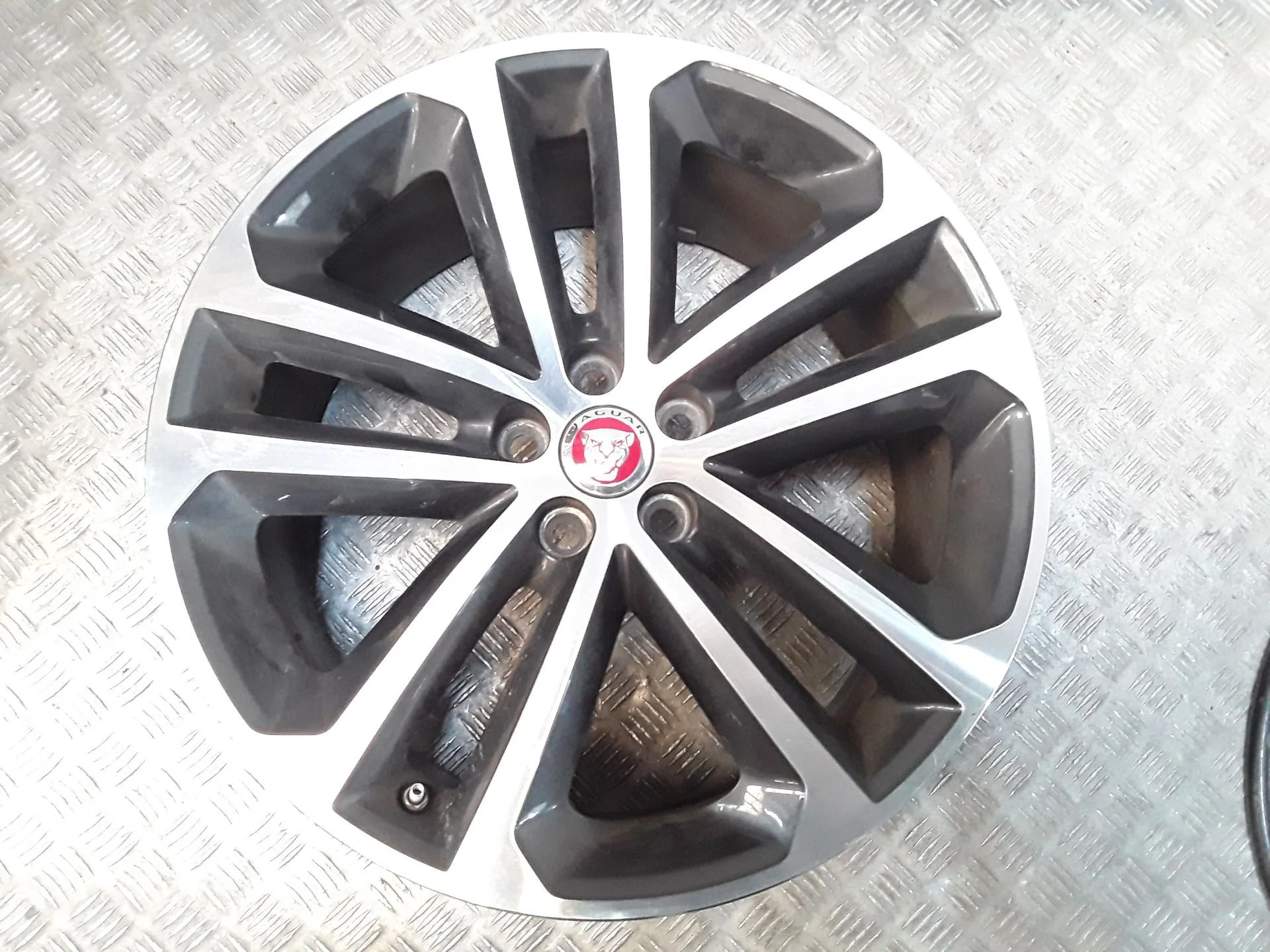 Juego Llantas Aluminio para Jaguar F-Pace (X761)