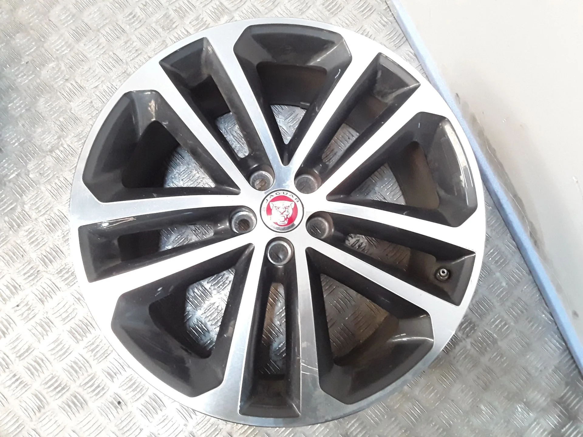 Juego Llantas Aluminio para Jaguar F-Pace (X761)
