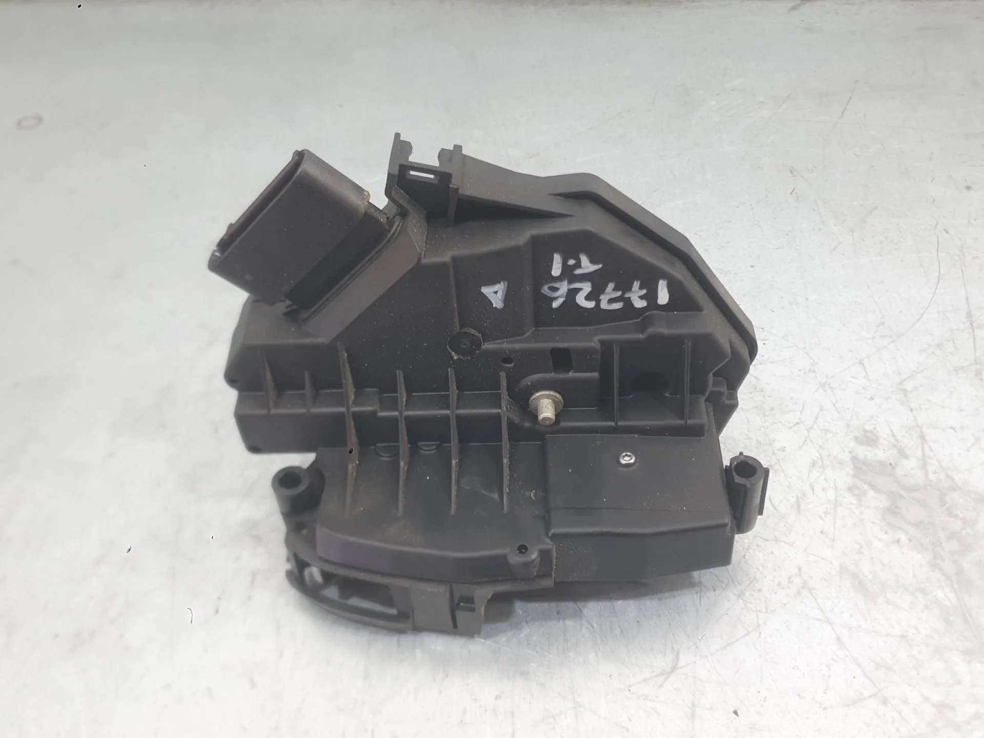 Cerradura Puerta Trasera Izquierda para Ford Focus Iii