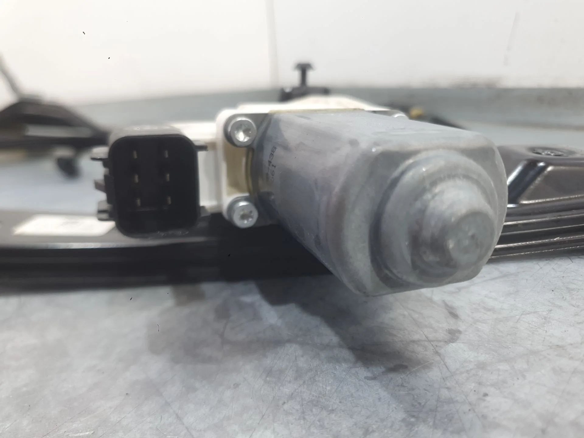 Elevalunas Delantero Izquierdo para Ford Focus Iii