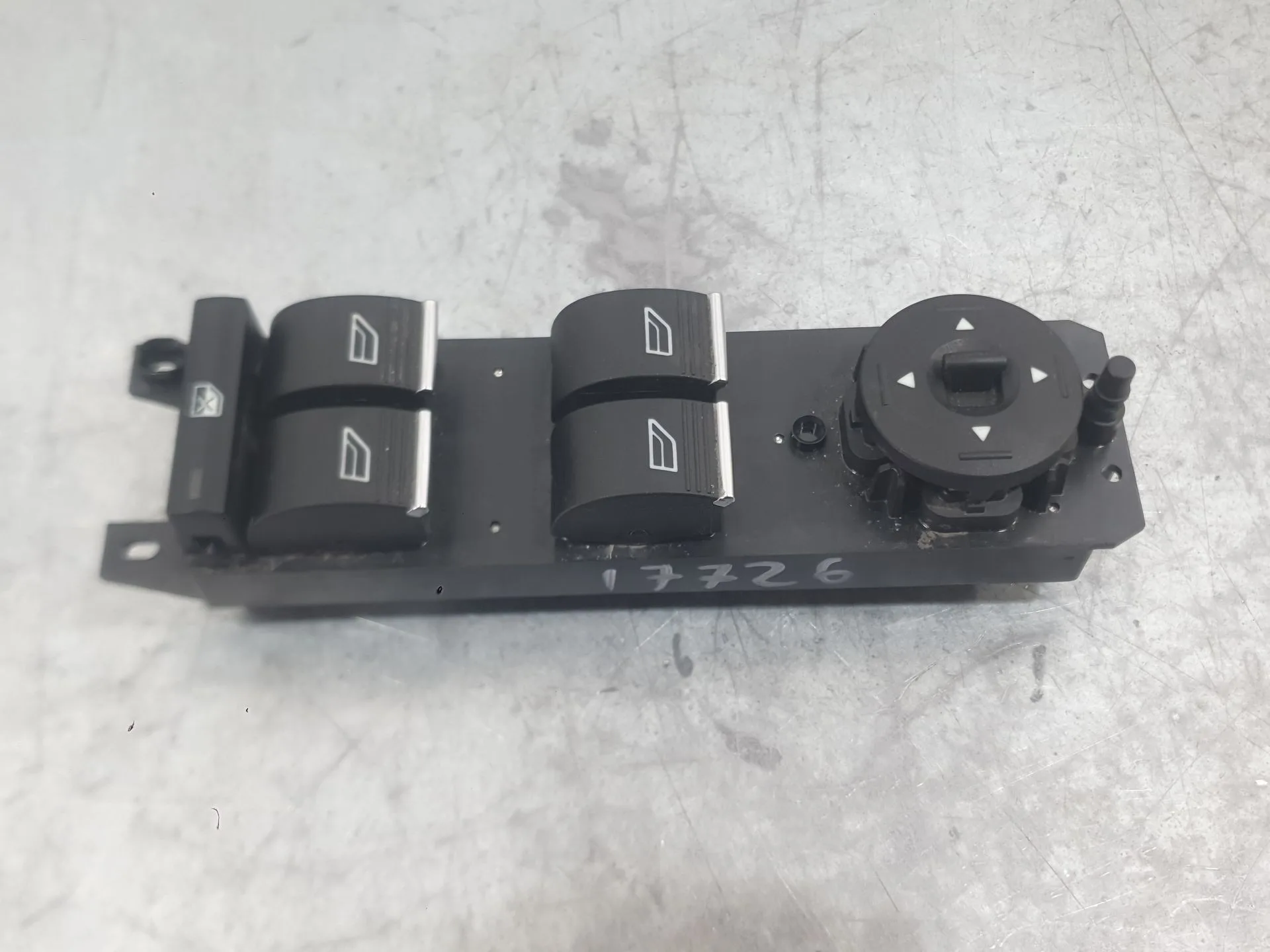 Mando Elevalunas Delantero Izquierdo para Ford Focus Iii