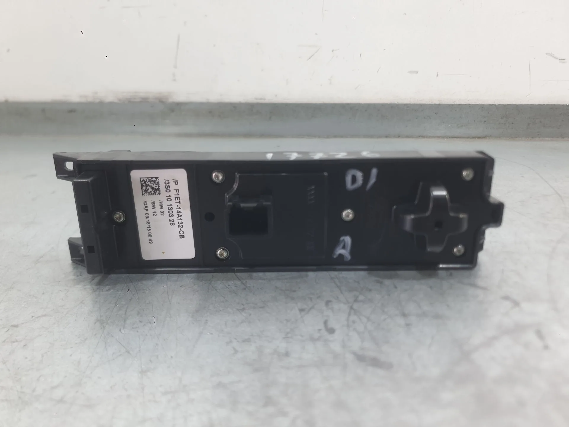 Mando Elevalunas Delantero Izquierdo para Ford Focus Iii