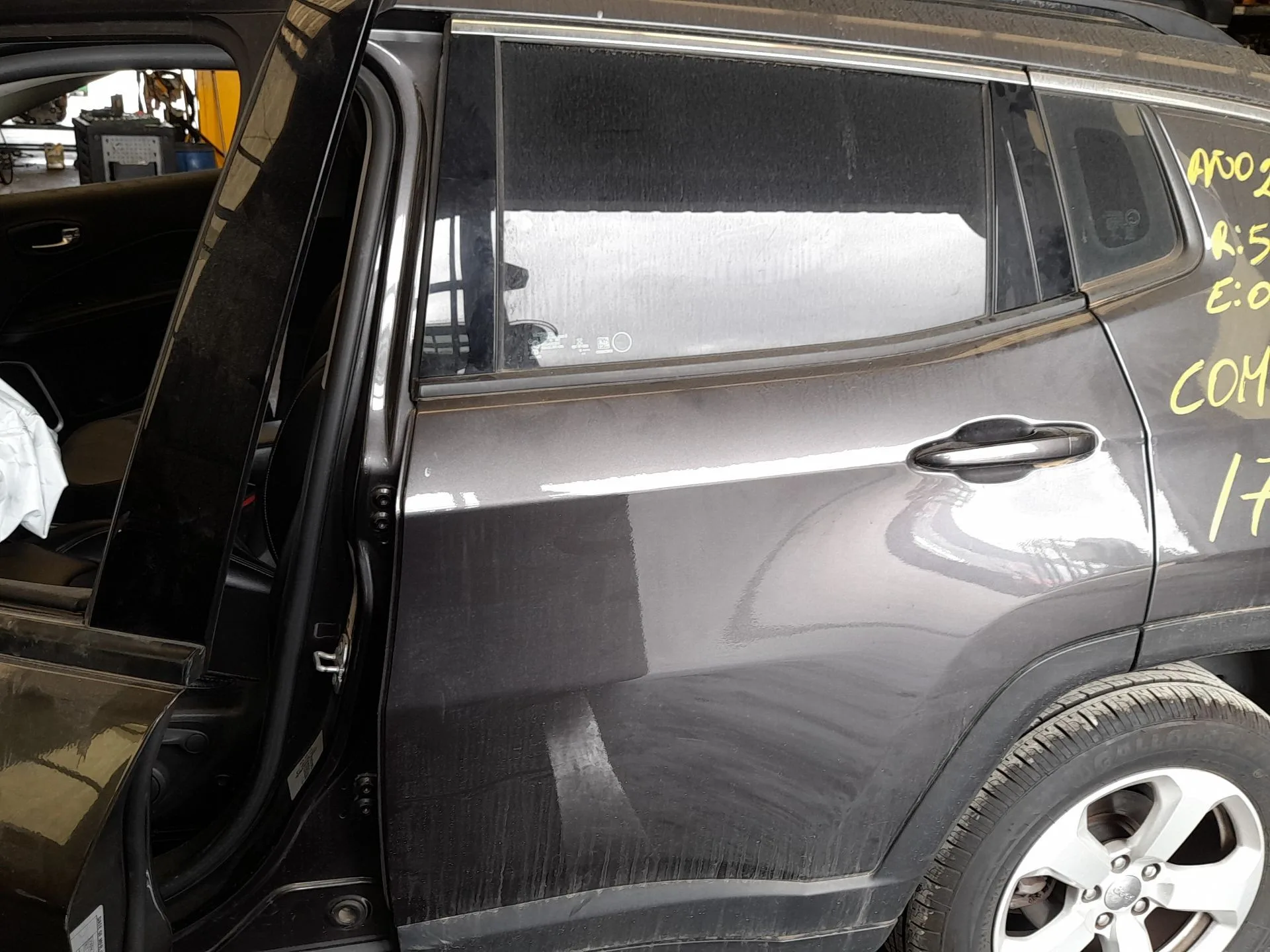 Puerta Trasera Izquierda para Jeep Compass (Mp, M6, Mv, M7)