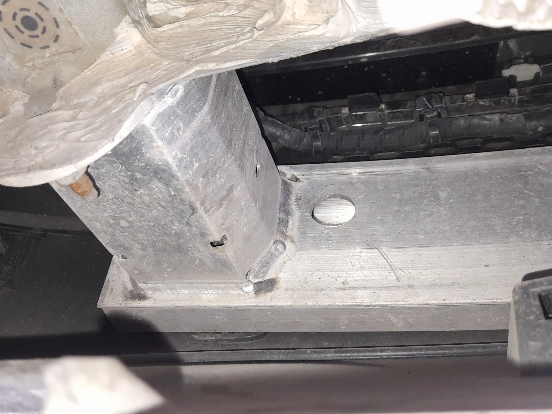 Refuerzo Paragolpes Trasero para Jeep Compass (Mp, M6, Mv, M7)