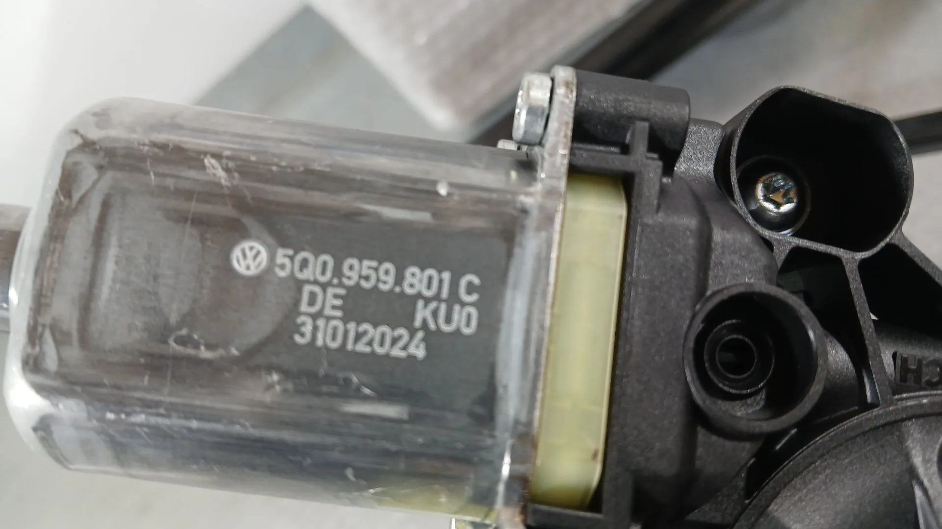 Elevalunas Delantero Izquierdo para Seat Ateca (Kh7, Khp)