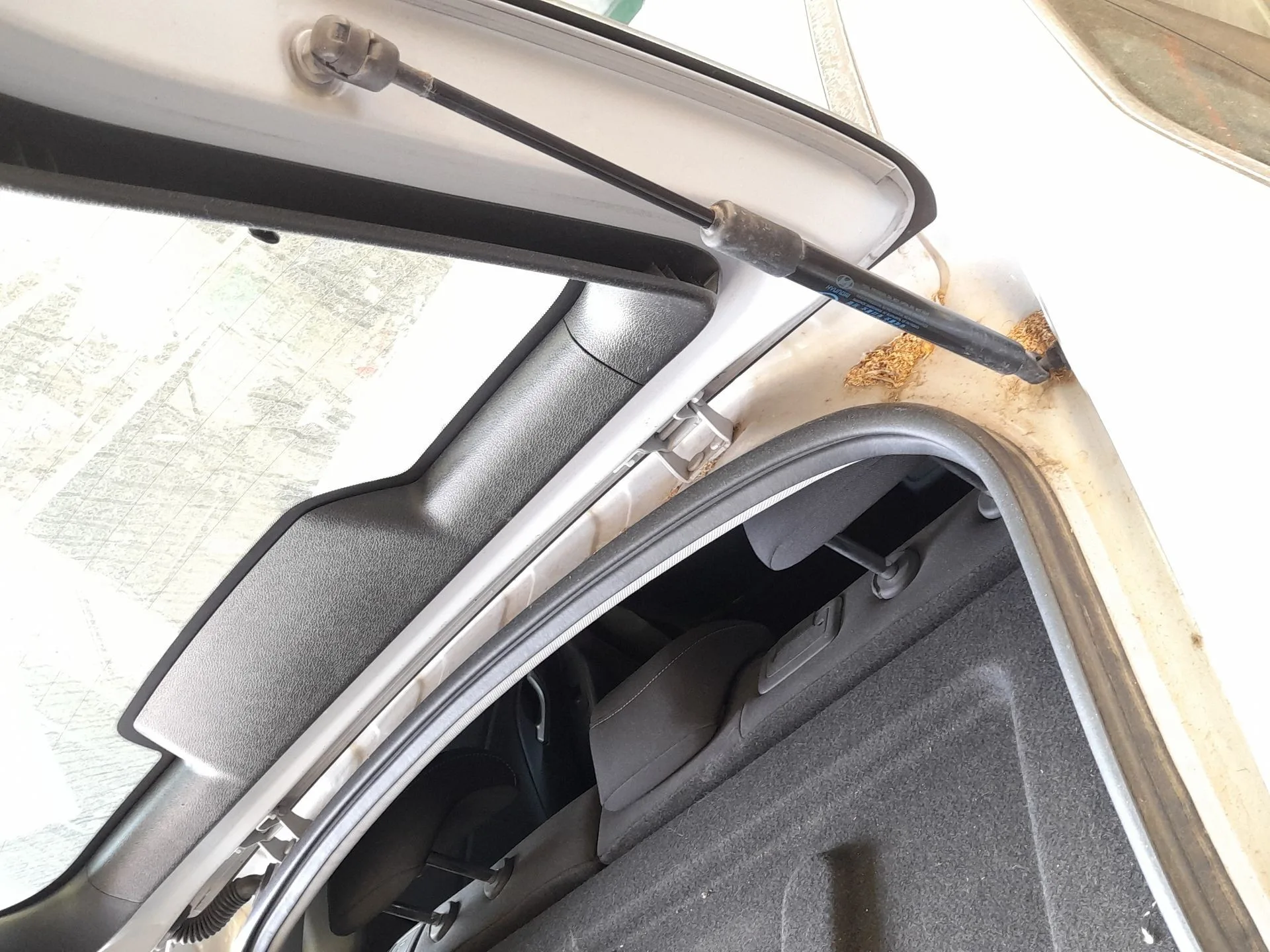 Amortiguadores Maletero / Porton para Hyundai I30 Fastback (Pde, Pden)