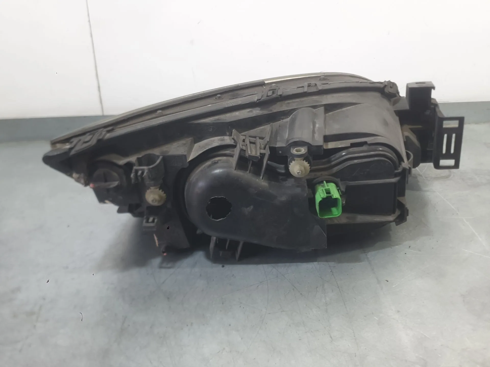 Faro Izquierdo para Ford Mondeo Iii (B5Y)