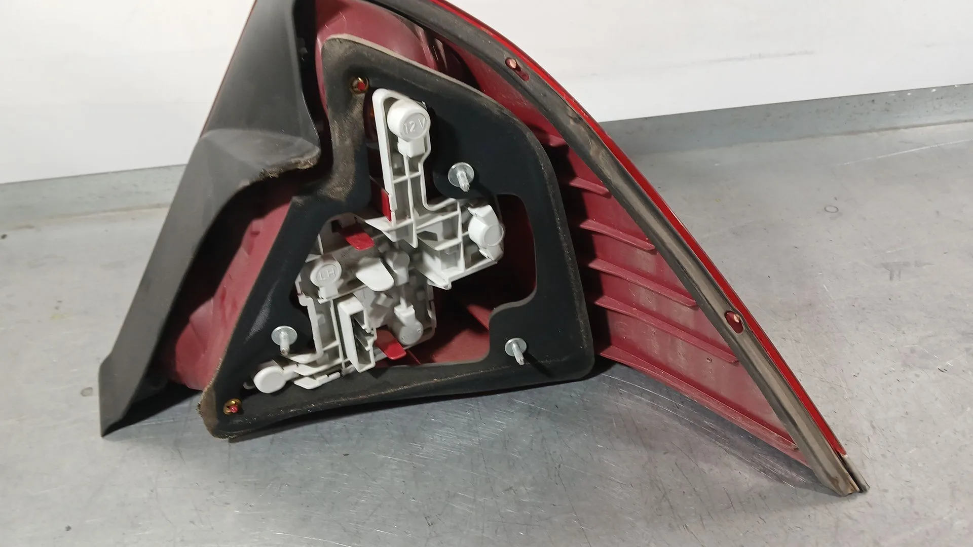 Piloto Trasero Izquierdo para Ford Mondeo Iii (B5Y)