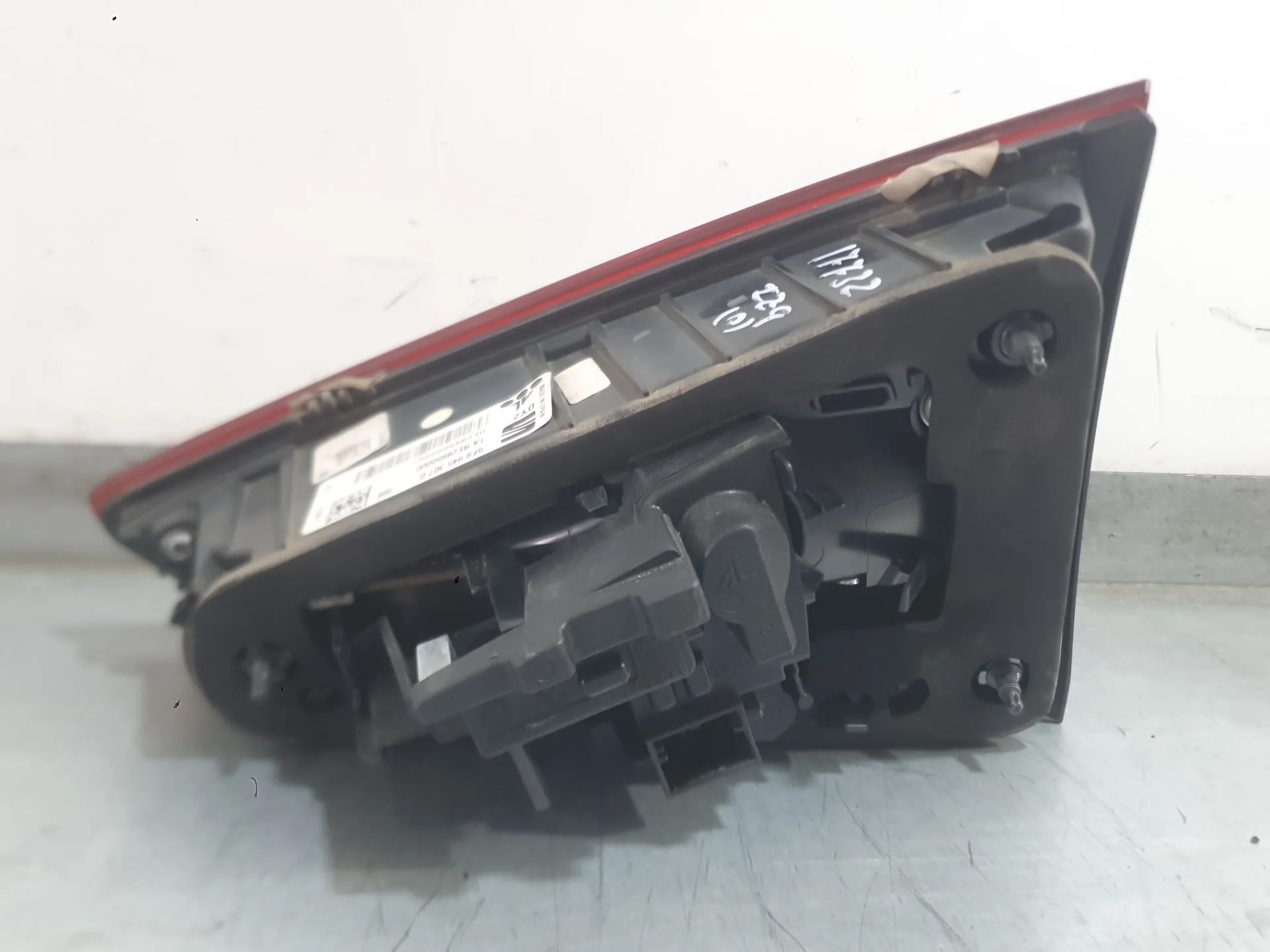 Piloto Trasero Izquierdo Interior para Seat Arona (Kj7, Kjp)