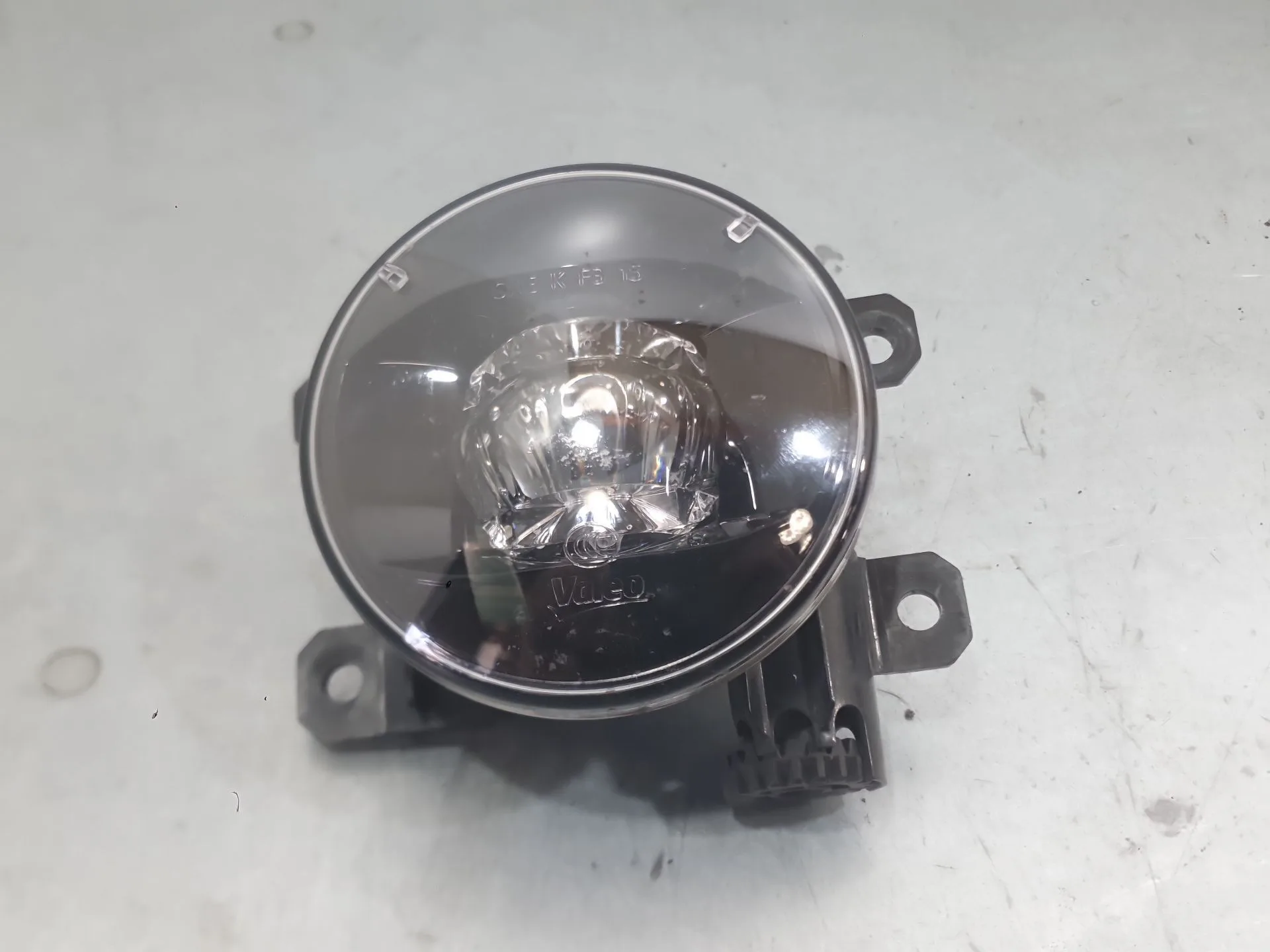 Faro Antiniebla Izquierdo para Peugeot 2008 Ii (Ud_, Us_, Uy_, Uj_, Ur_, Uc_)