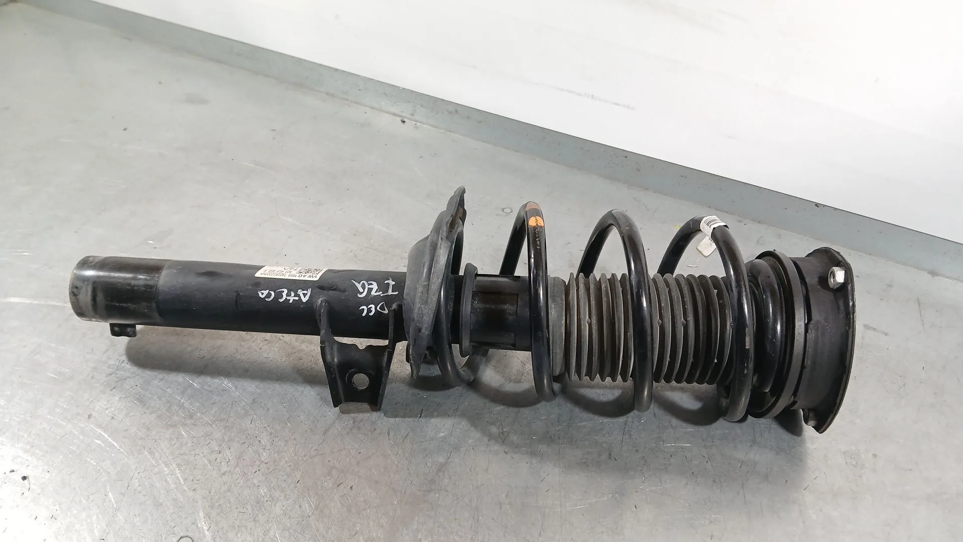 Amortiguador Delantero Izquierdo para Seat Ateca (Kh7, Khp)