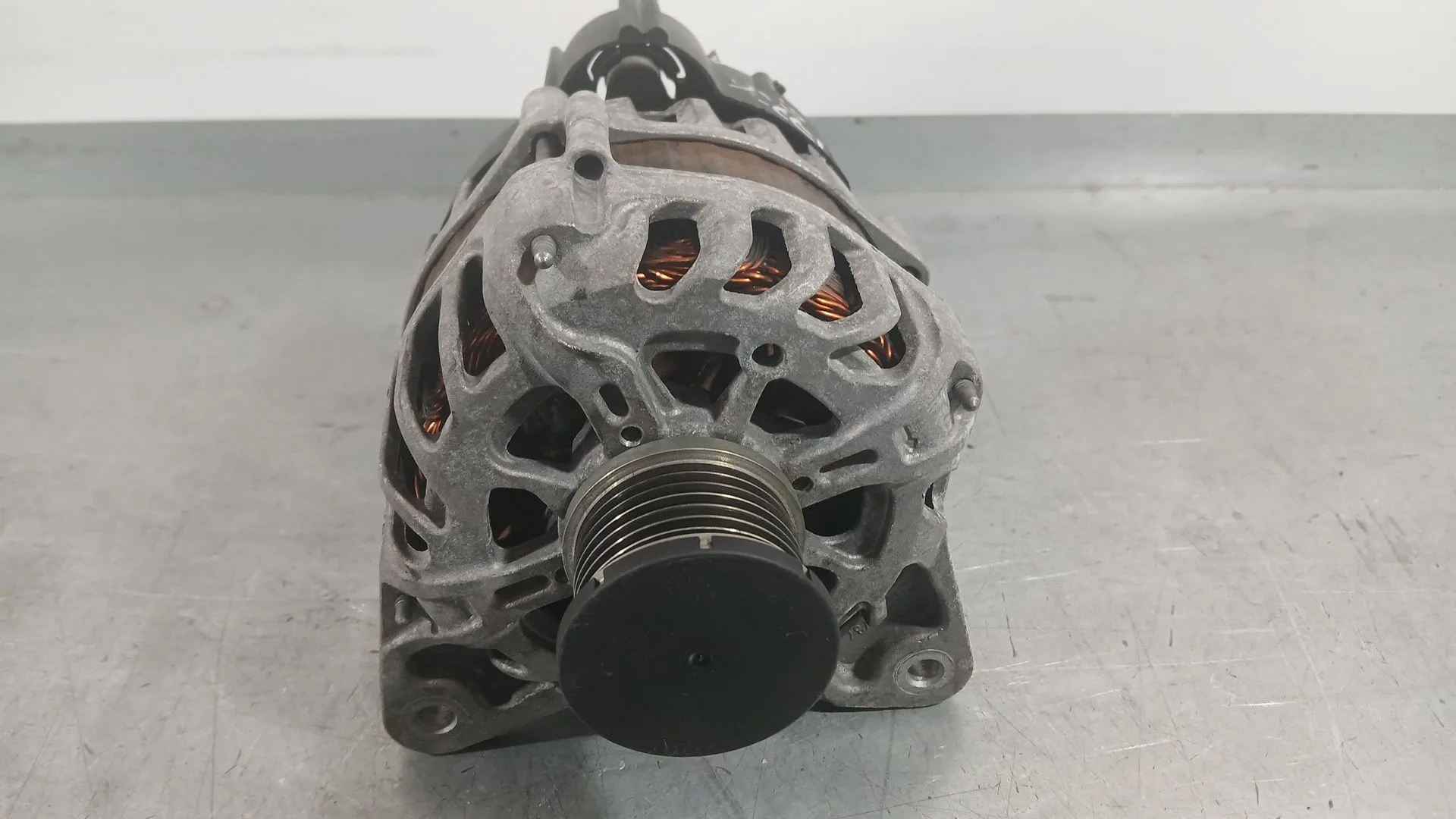 Alternador para Nissan Micra V (K14)