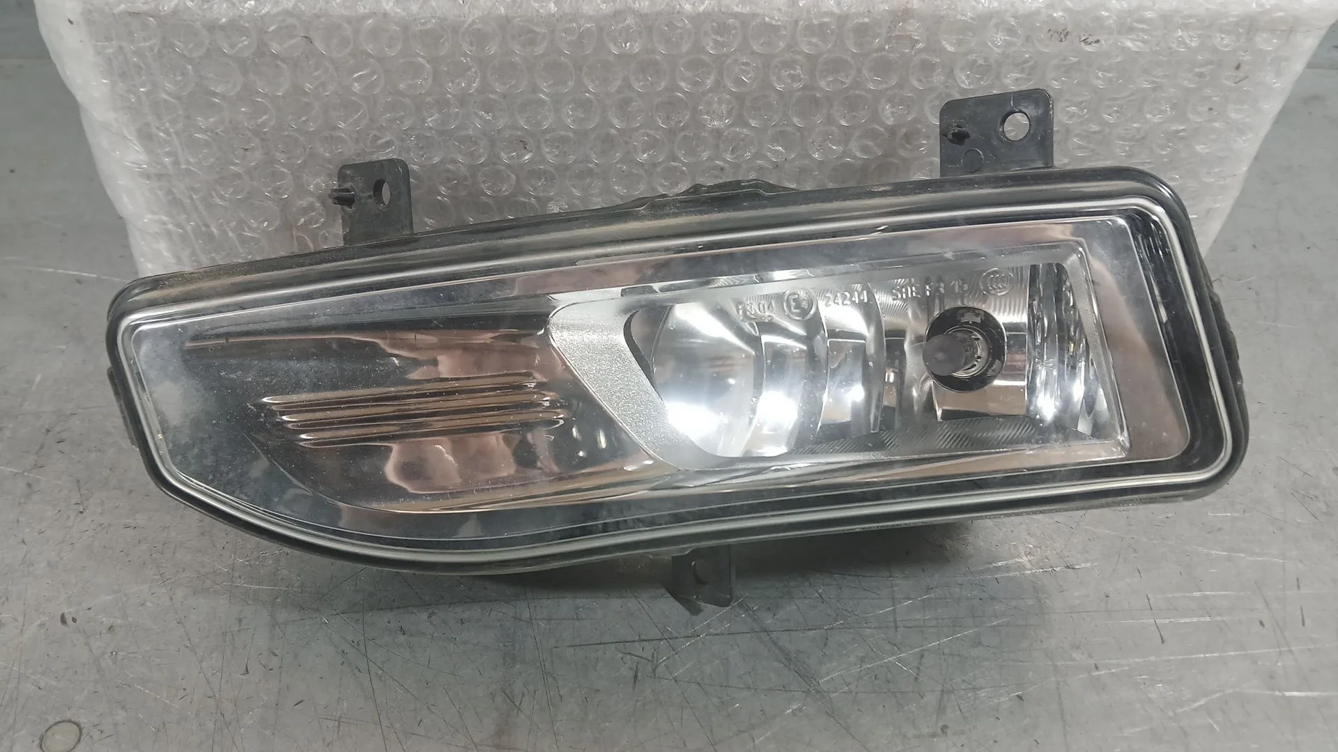 Faro Antiniebla Izquierdo para Nissan Micra V (K14)