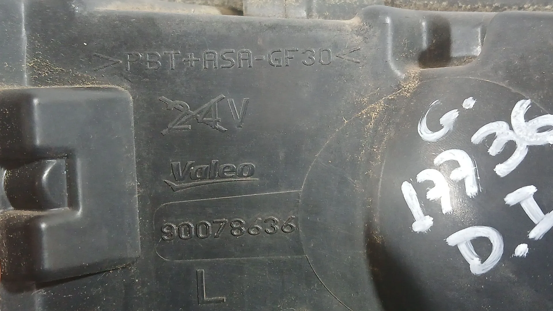 Faro Antiniebla Izquierdo para Nissan Micra V (K14)