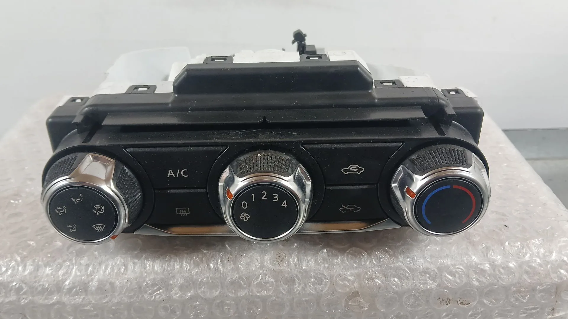 Mando Calefaccion / Aire Acondicionado para Nissan Micra V (K14)