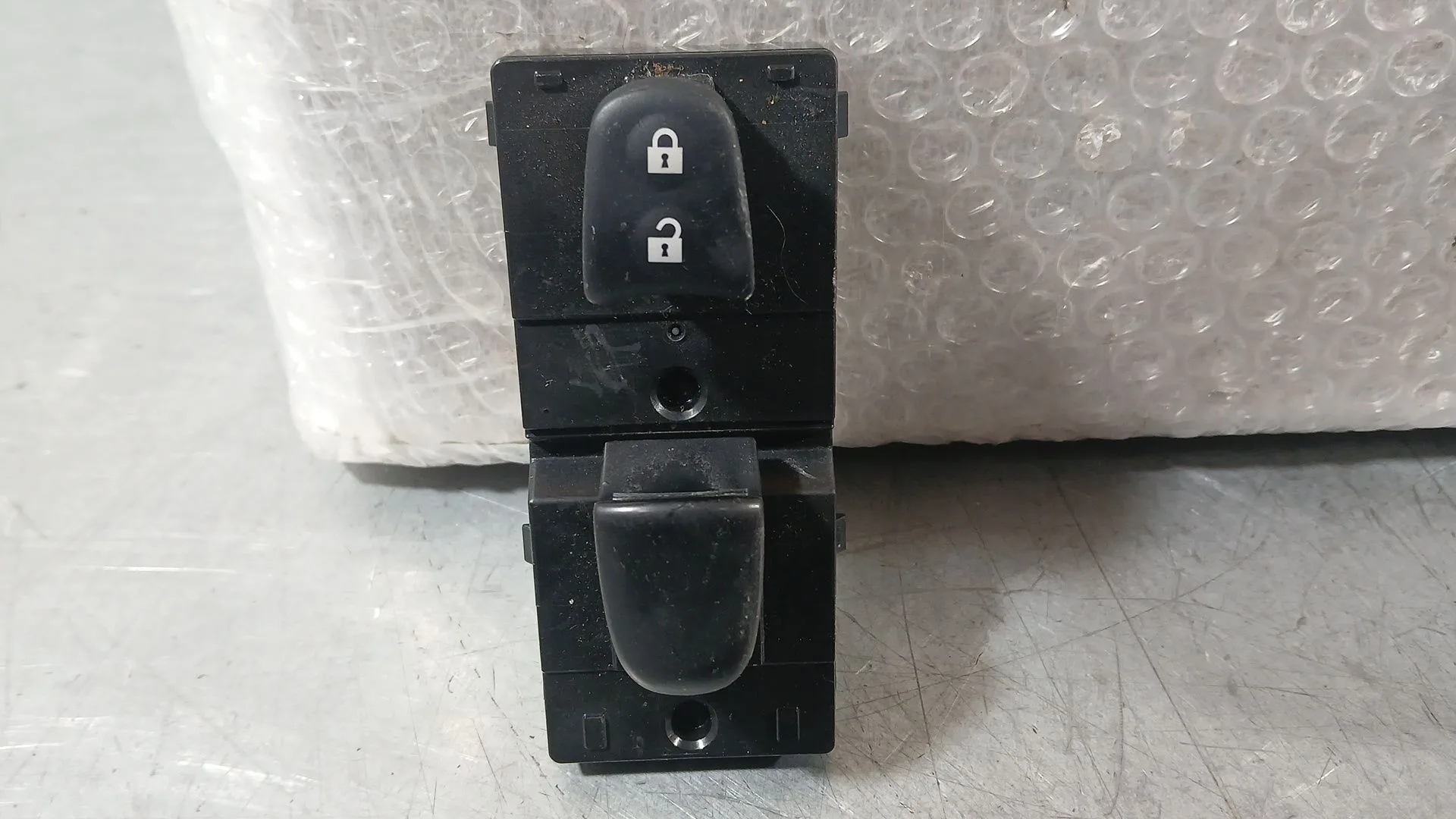 Mando Elevalunas Delantero Derecho para Nissan Micra V (K14)