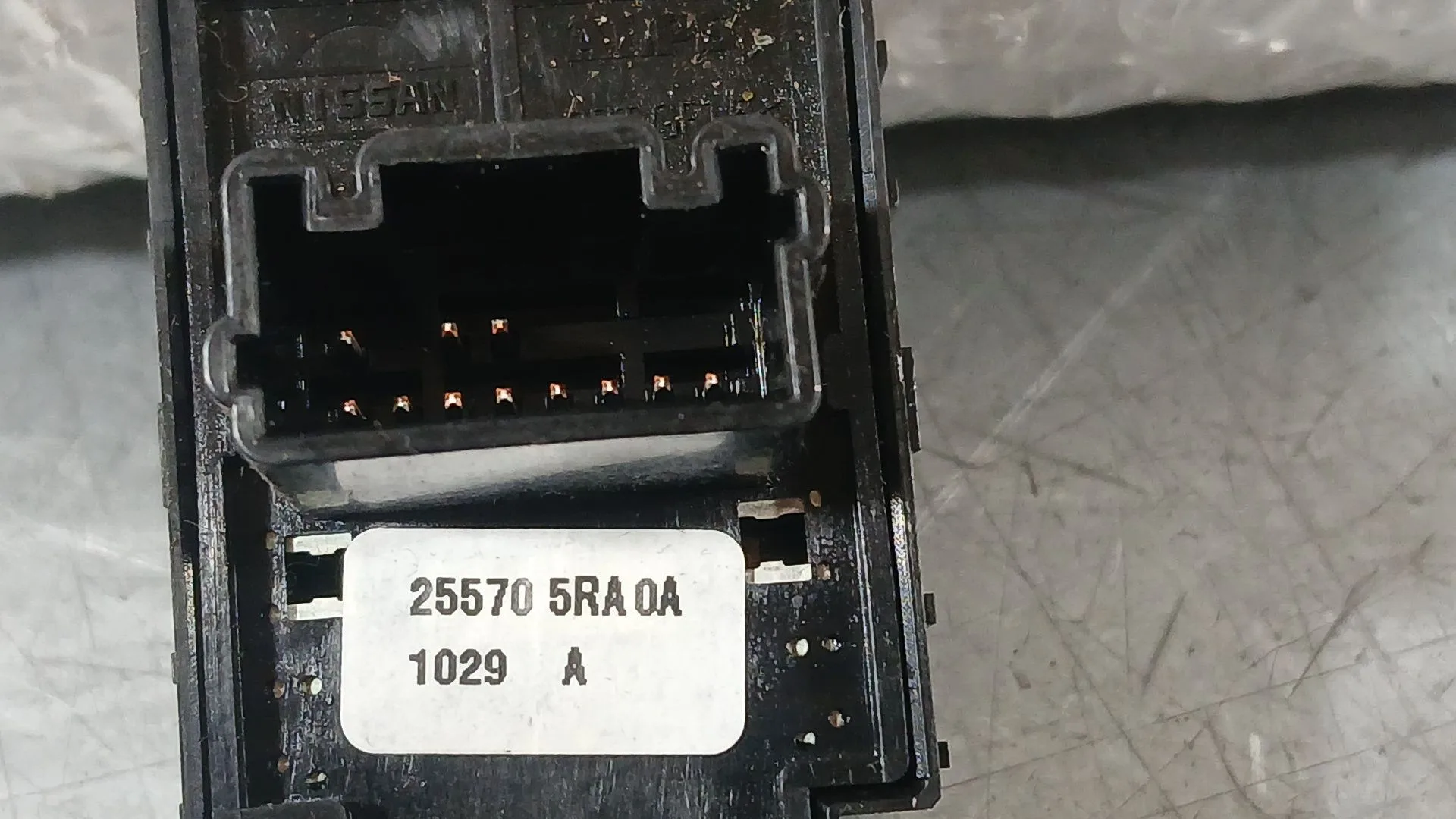 Mando Retrovisor para Nissan Micra V (K14)