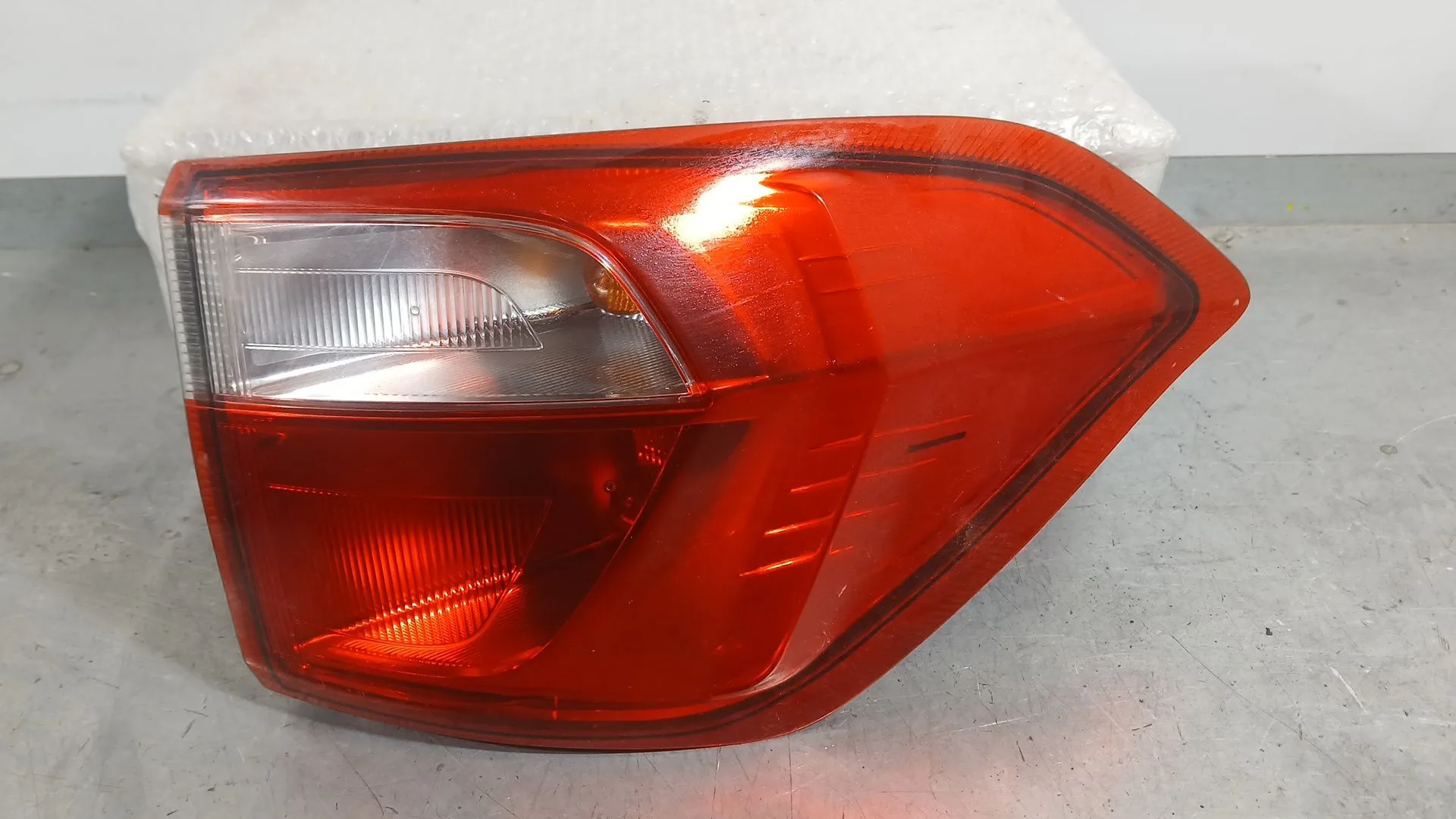 Piloto Trasero Derecho Exterior para Ford Ecosport