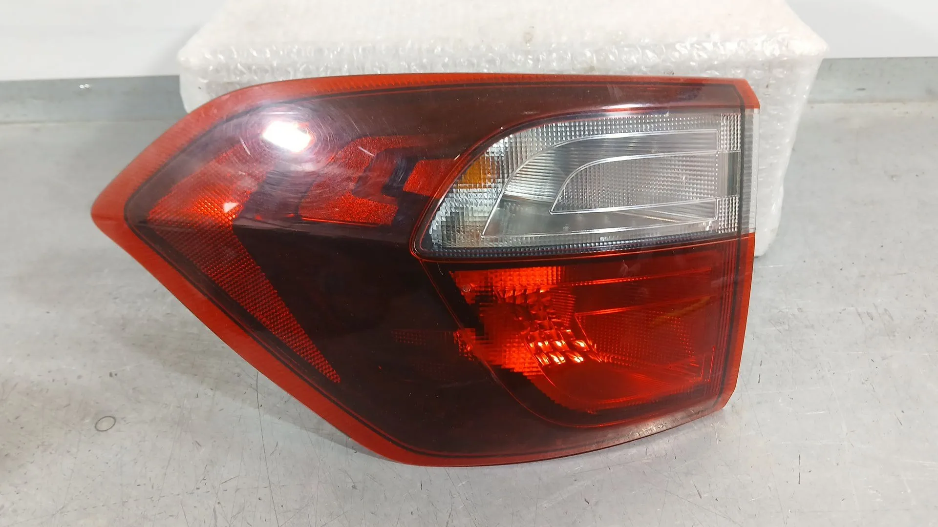 Piloto Trasero Izquierdo Exterior para Ford Ecosport