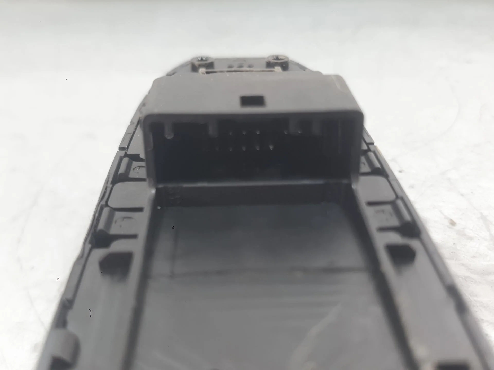 Mando Elevalunas Delantero Izquierdo para Renault Clio V (B7_)