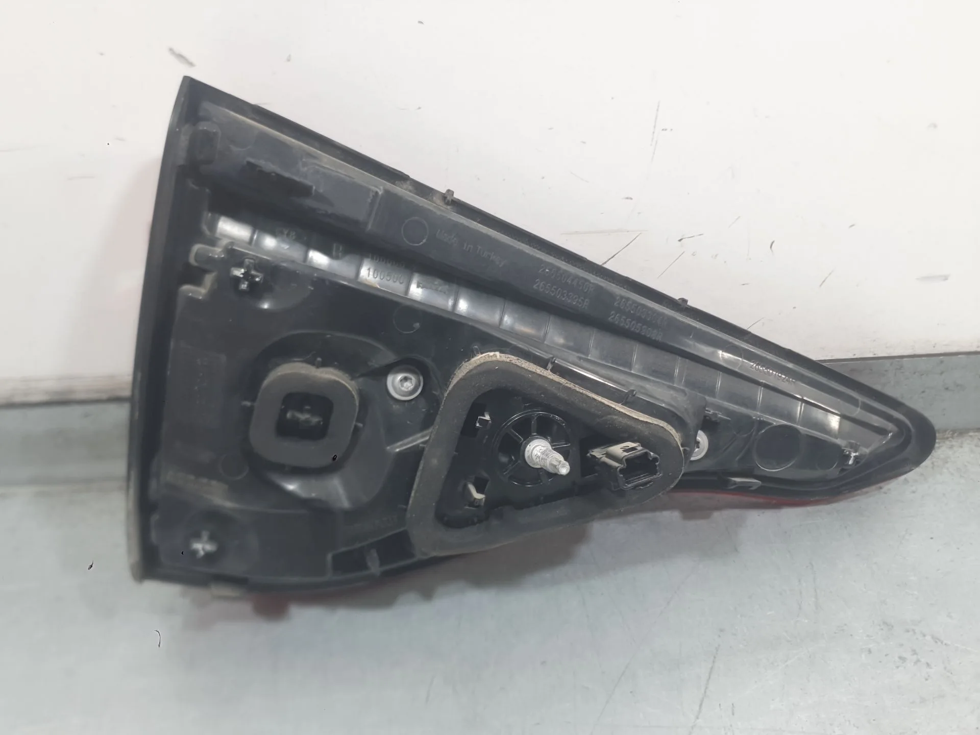 Piloto Trasero Derecho Interior para Renault Clio V (B7_)