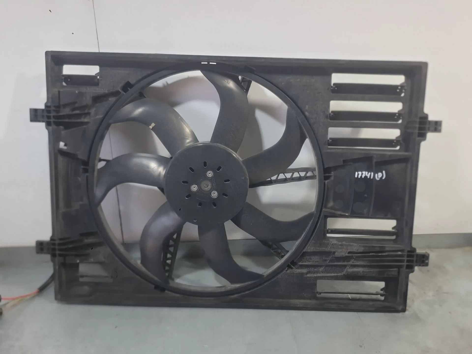 Electroventilador para Seat Ibiza V (Kj1, Kjg)